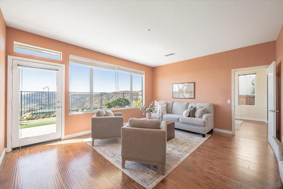 https://cdn.realtyfeed.com/cdn/127/260015200/ba85f155536dd8422c94b4e34e61ab44.webp