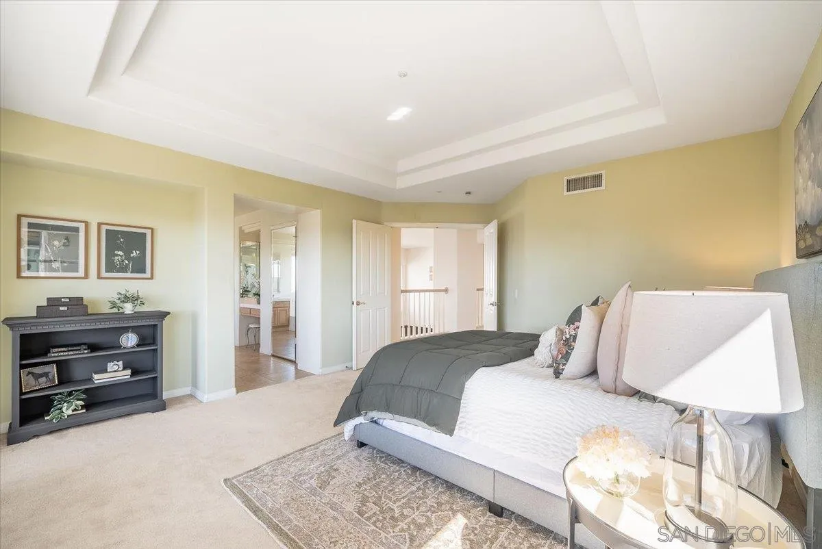 https://cdn.realtyfeed.com/cdn/127/260015200/bbddac6fe2f28e7d726ecd2f4bd5c72f.webp