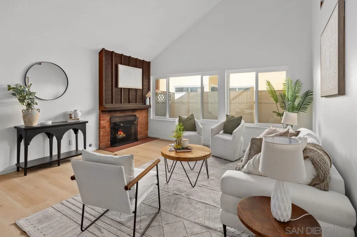 https://cdn.realtyfeed.com/cdn/127/260015202/2610991677c3a0fabd61adb860aeb82a.webp