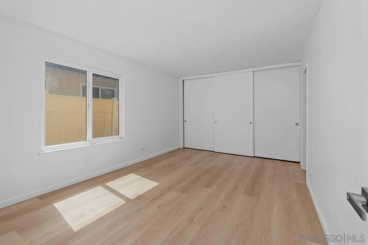 https://cdn.realtyfeed.com/cdn/127/260015202/a8309c9890433afa1be87ad0a0852bc2.webp