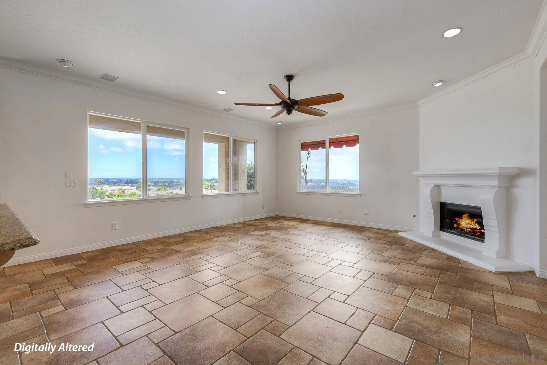 https://cdn.realtyfeed.com/cdn/127/260015211/8e93d4789175cfab123d98b5b3de30a9.webp