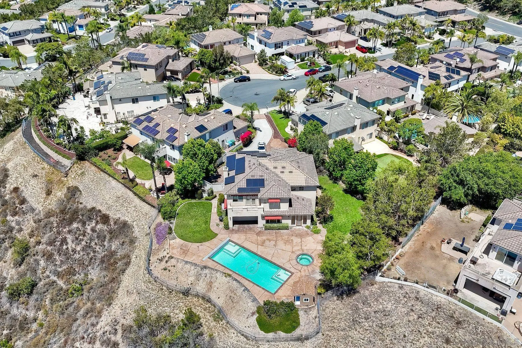 https://cdn.realtyfeed.com/cdn/127/260015211/9959f1e75554b4ae969e656265a54f9e.webp