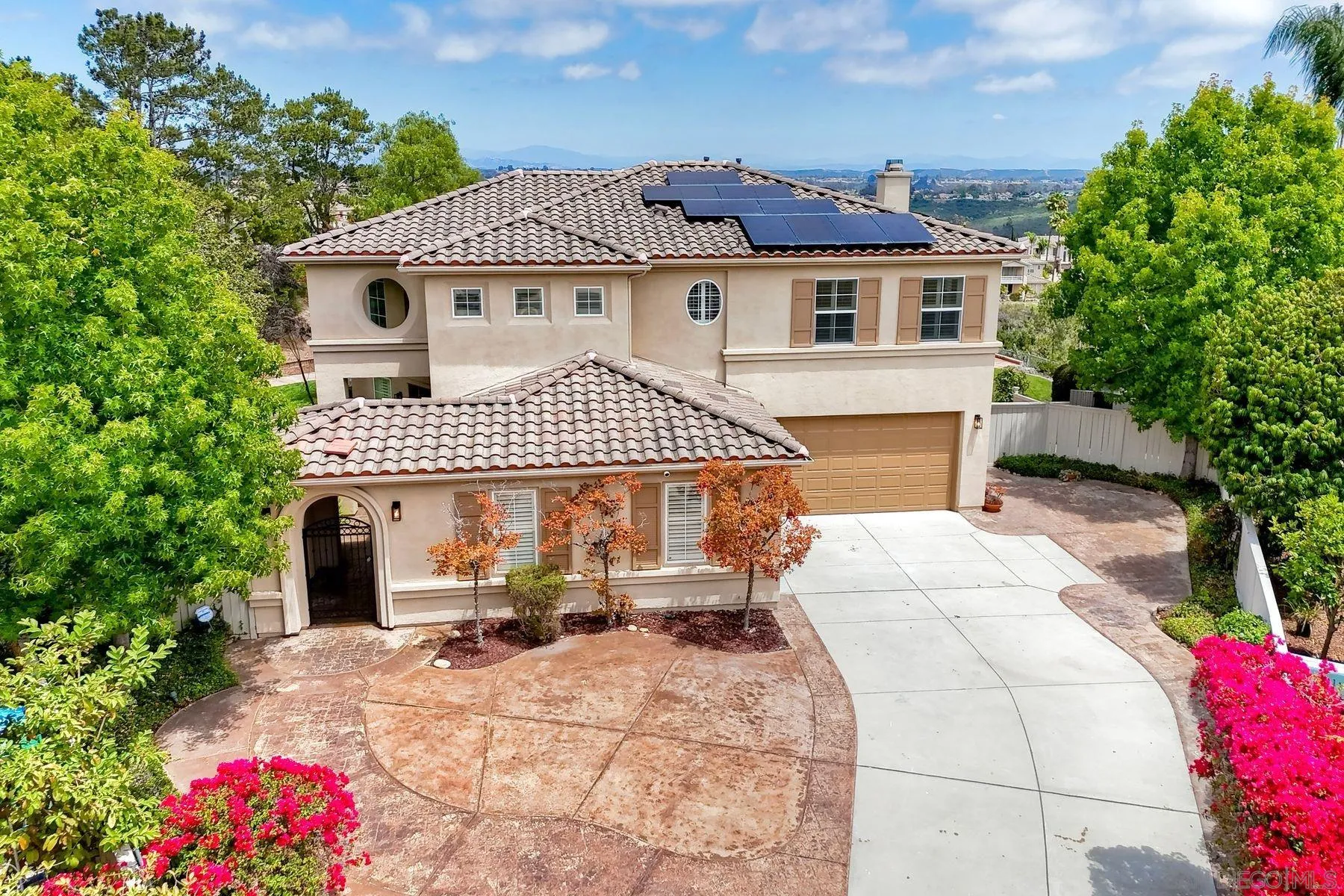 https://cdn.realtyfeed.com/cdn/127/260015211/9d2e5826b0c41712c71107c8213e725d.webp