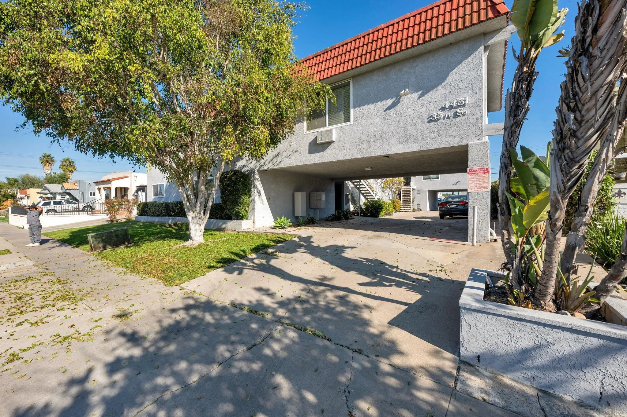 Photo #2: 260015213 Listing: Photo #2