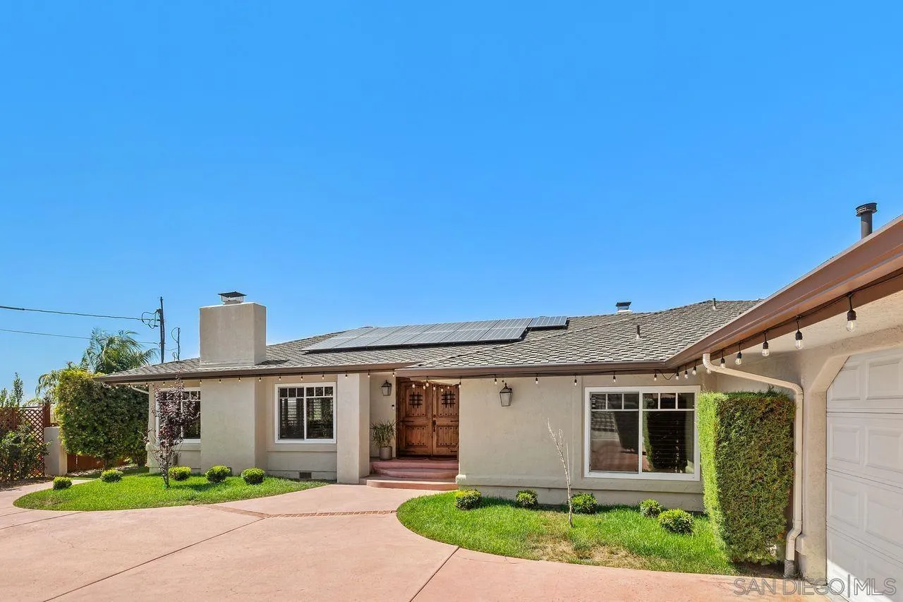 https://cdn.realtyfeed.com/cdn/127/260015217/09fe0f6332622438d4738e161c782a11.webp