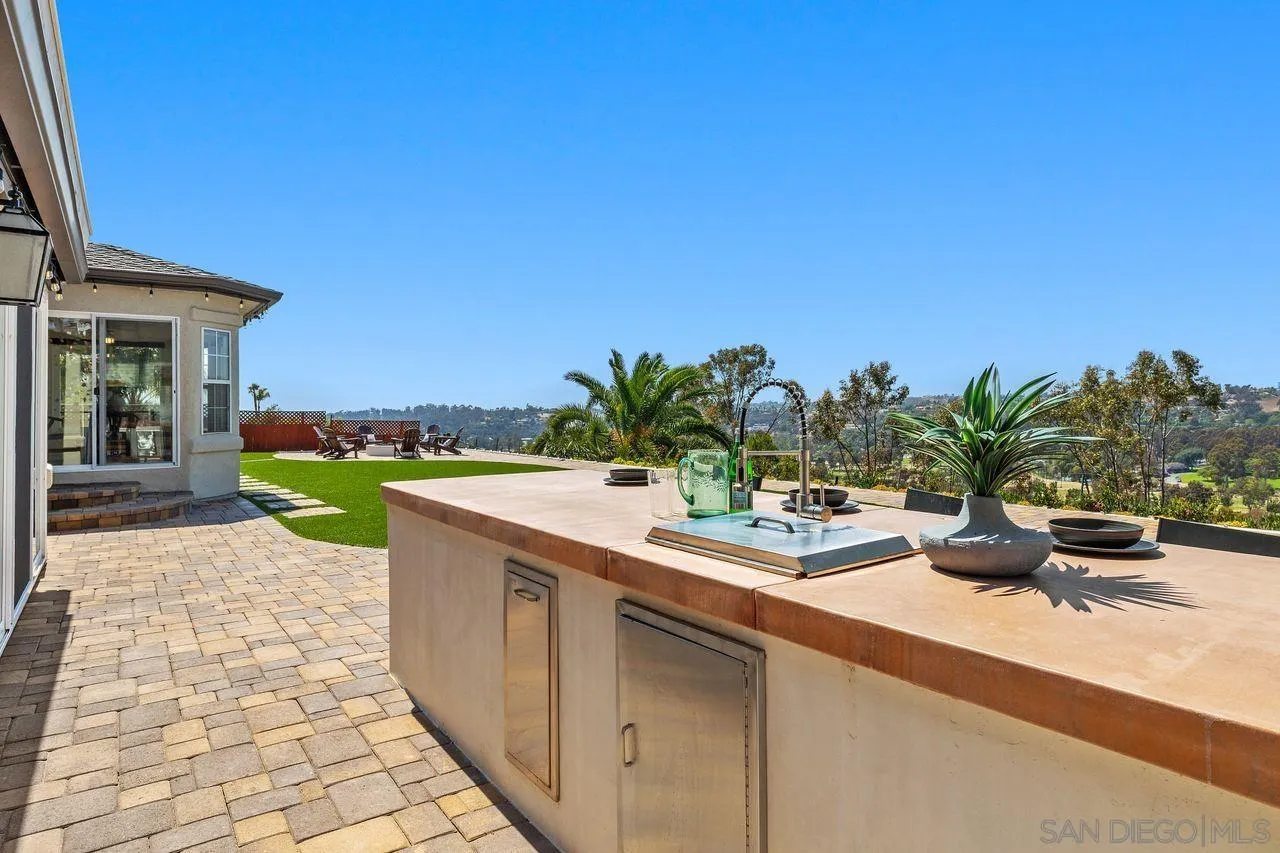 https://cdn.realtyfeed.com/cdn/127/260015217/162319e7bf03c1fa1ec42aa3047196b3.webp