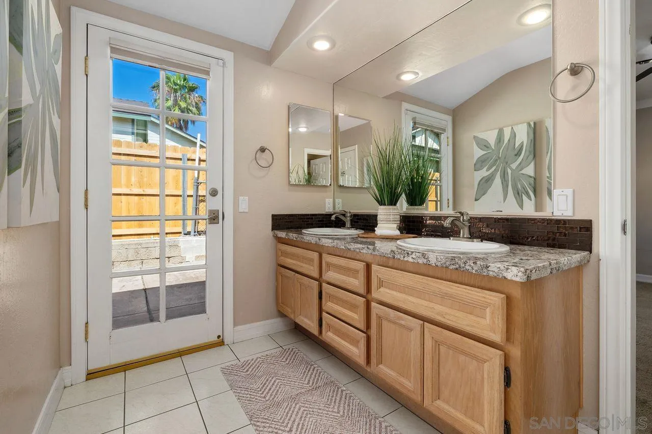 https://cdn.realtyfeed.com/cdn/127/260015217/324ce33b013471540140545ae9cda51c.webp