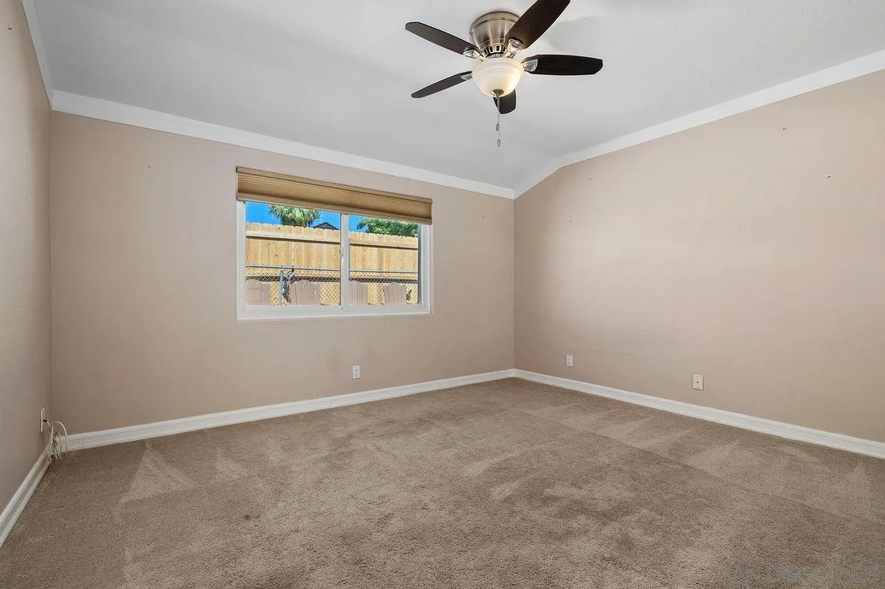 https://cdn.realtyfeed.com/cdn/127/260015217/58ad4999fd8fd558141175a6512eb5e0.webp