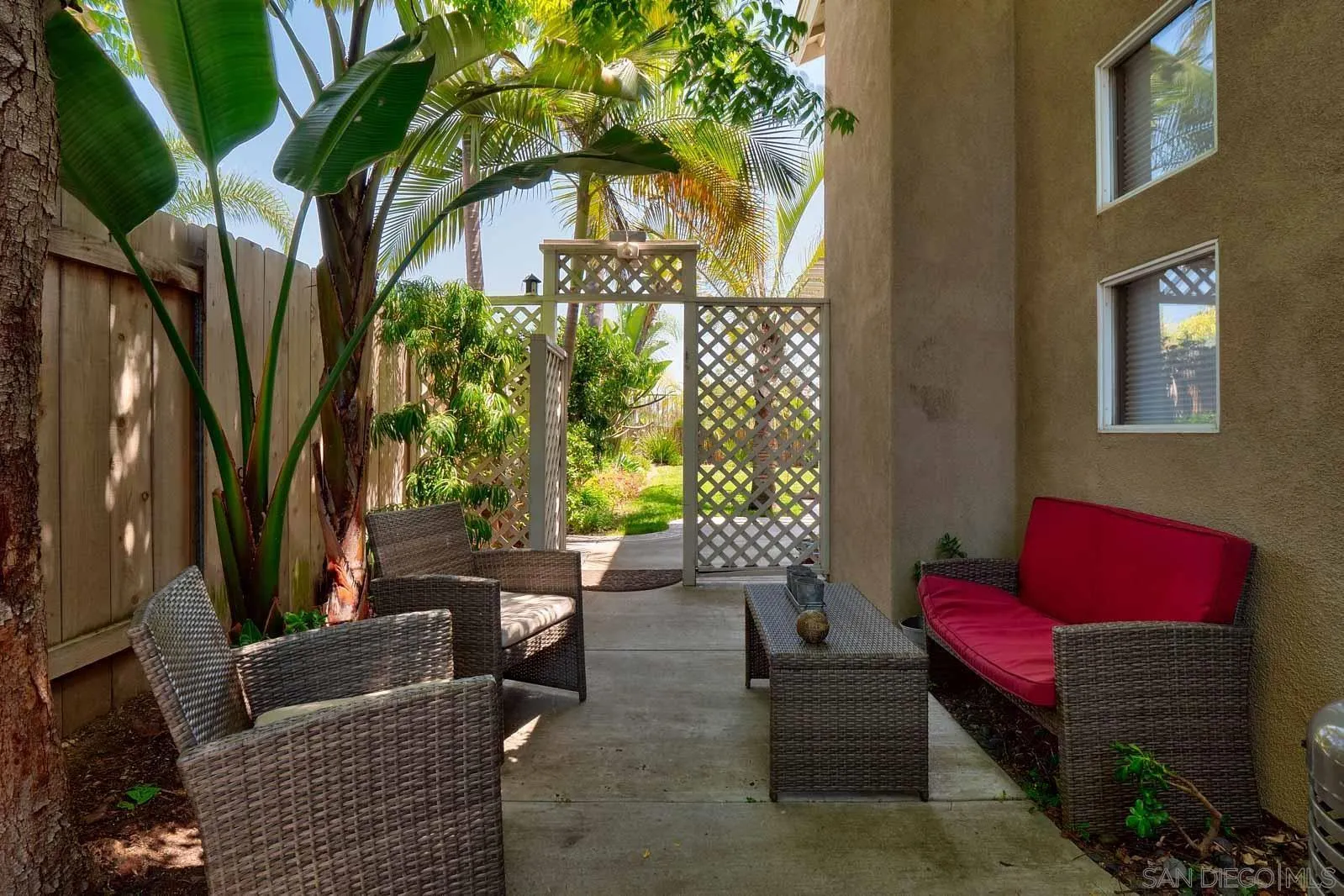 https://cdn.realtyfeed.com/cdn/127/260015225/71cea3721be4067d4888c802838251ac.webp