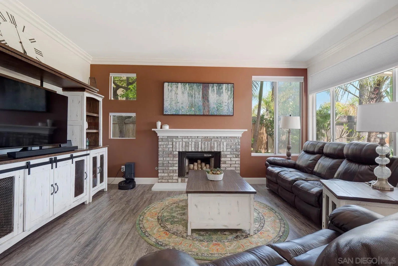 https://cdn.realtyfeed.com/cdn/127/260015225/a7229115f2b7dc6eb588e56fa958cbd4.webp