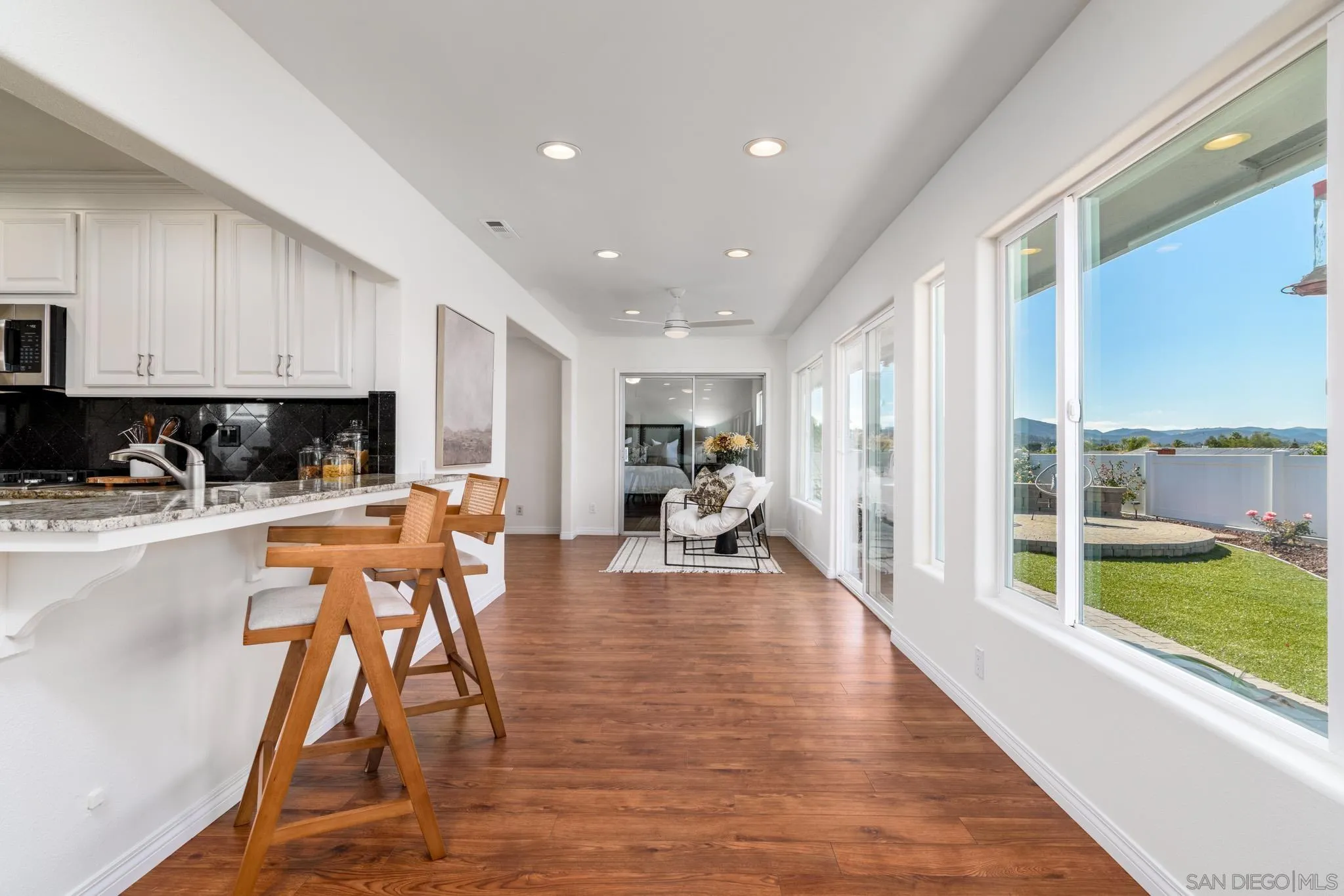 https://cdn.realtyfeed.com/cdn/127/260015228/012a0cb0f139eb00f2ecb8bf91cda374.webp