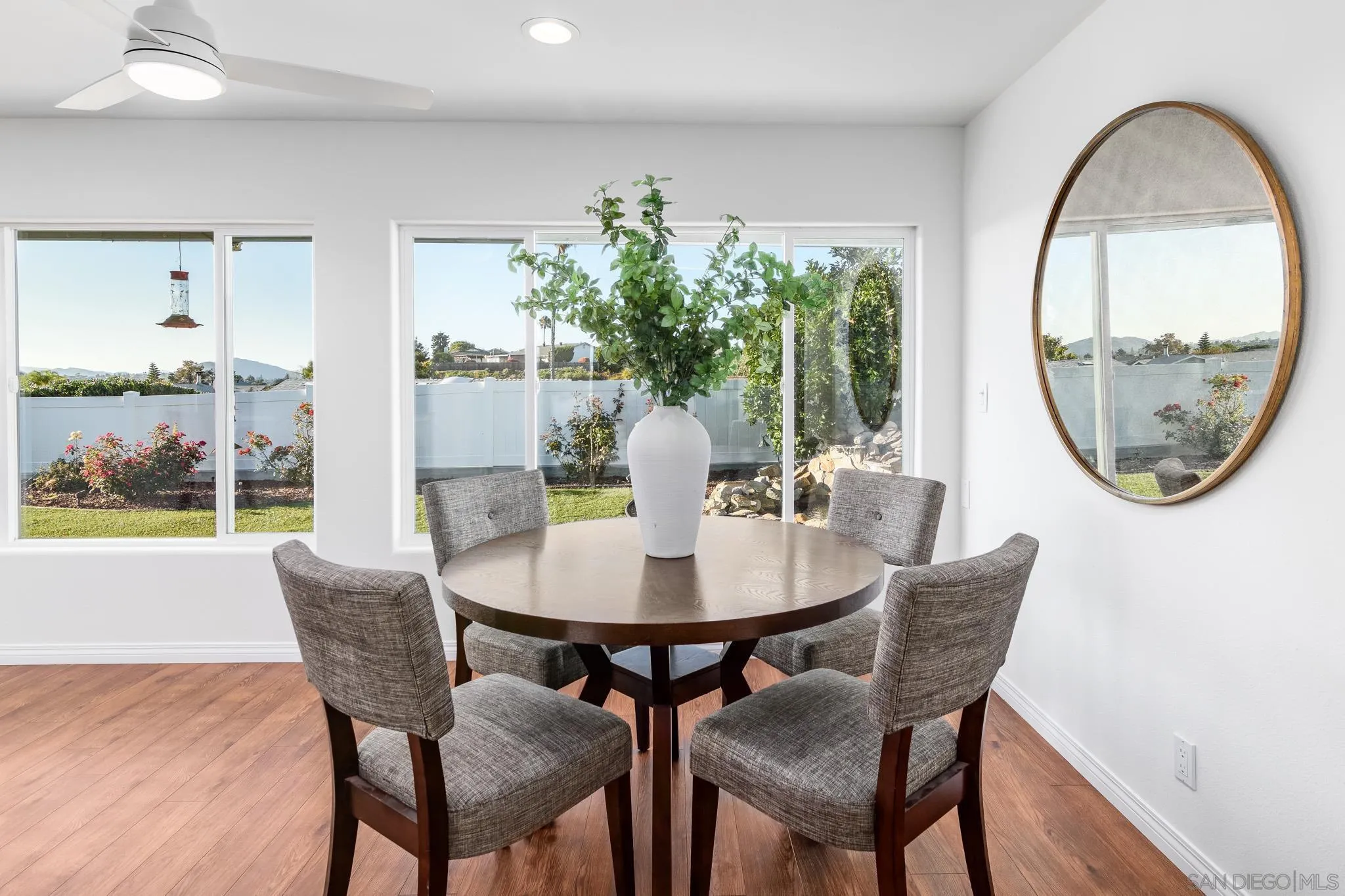 https://cdn.realtyfeed.com/cdn/127/260015228/510d3dcd9b7e1ed57aea3b07bdca6e8e.webp
