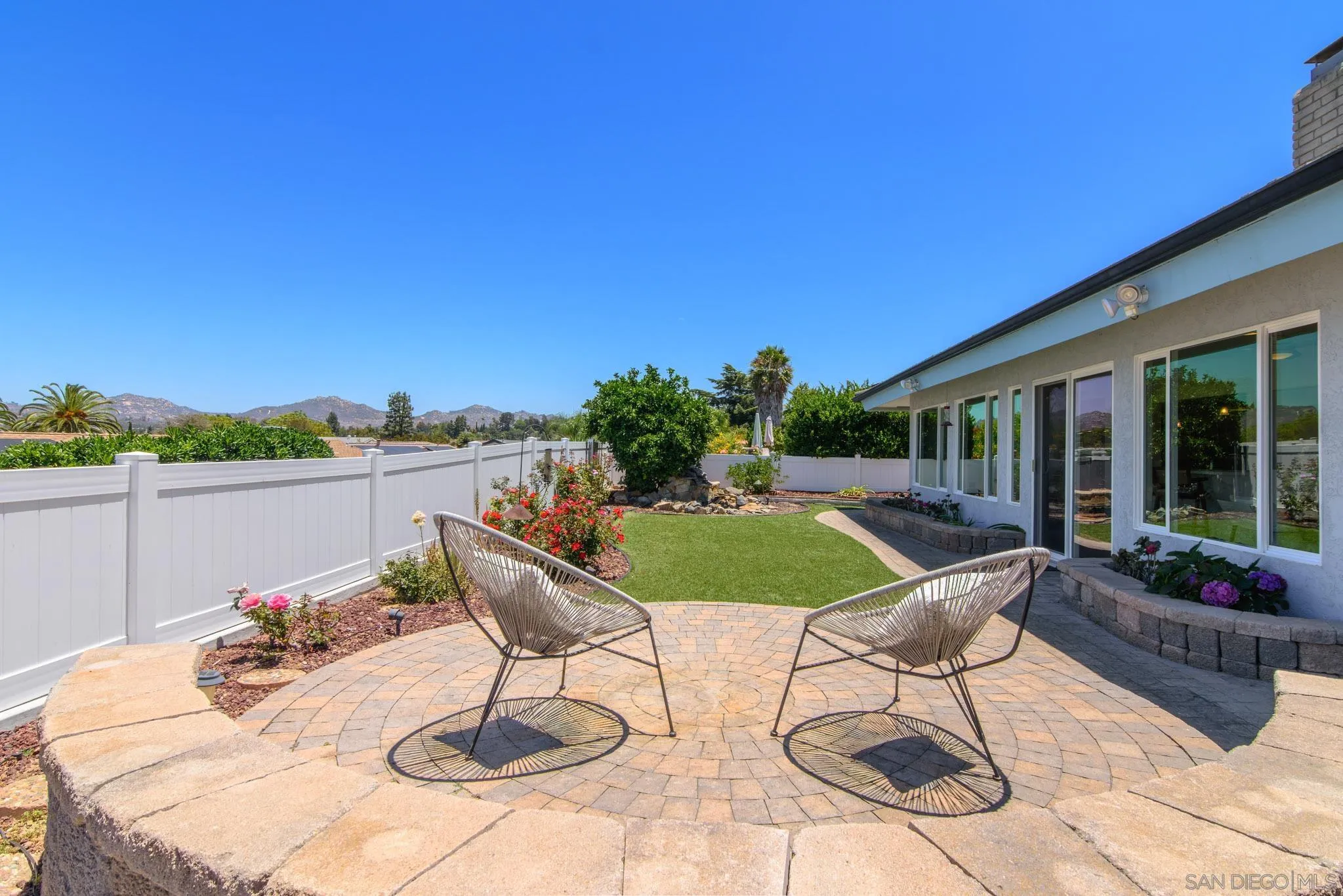 https://cdn.realtyfeed.com/cdn/127/260015228/67b0aa0b6b7052f4ef2a34e8f109a20a.webp