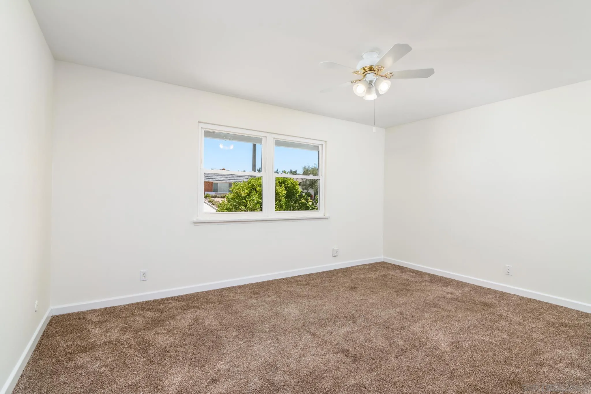 https://cdn.realtyfeed.com/cdn/127/260015228/71765278b2677dab51035521d13be493.webp