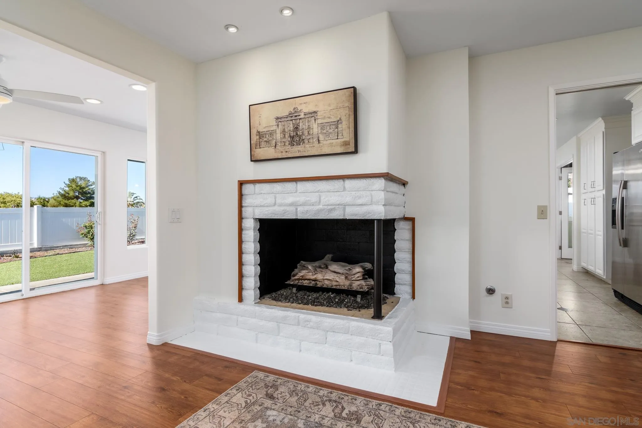 https://cdn.realtyfeed.com/cdn/127/260015228/f5eb85d95b5a47ebdf62a4dbbb585efb.webp