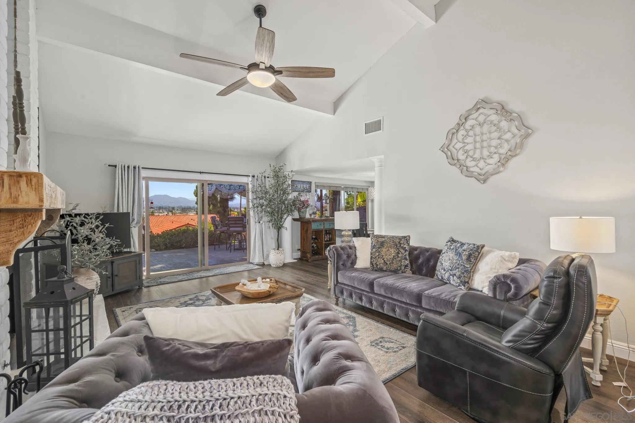 https://cdn.realtyfeed.com/cdn/127/260015235/3804e8c594e331d9b525f2f5e5bb4ede.webp
