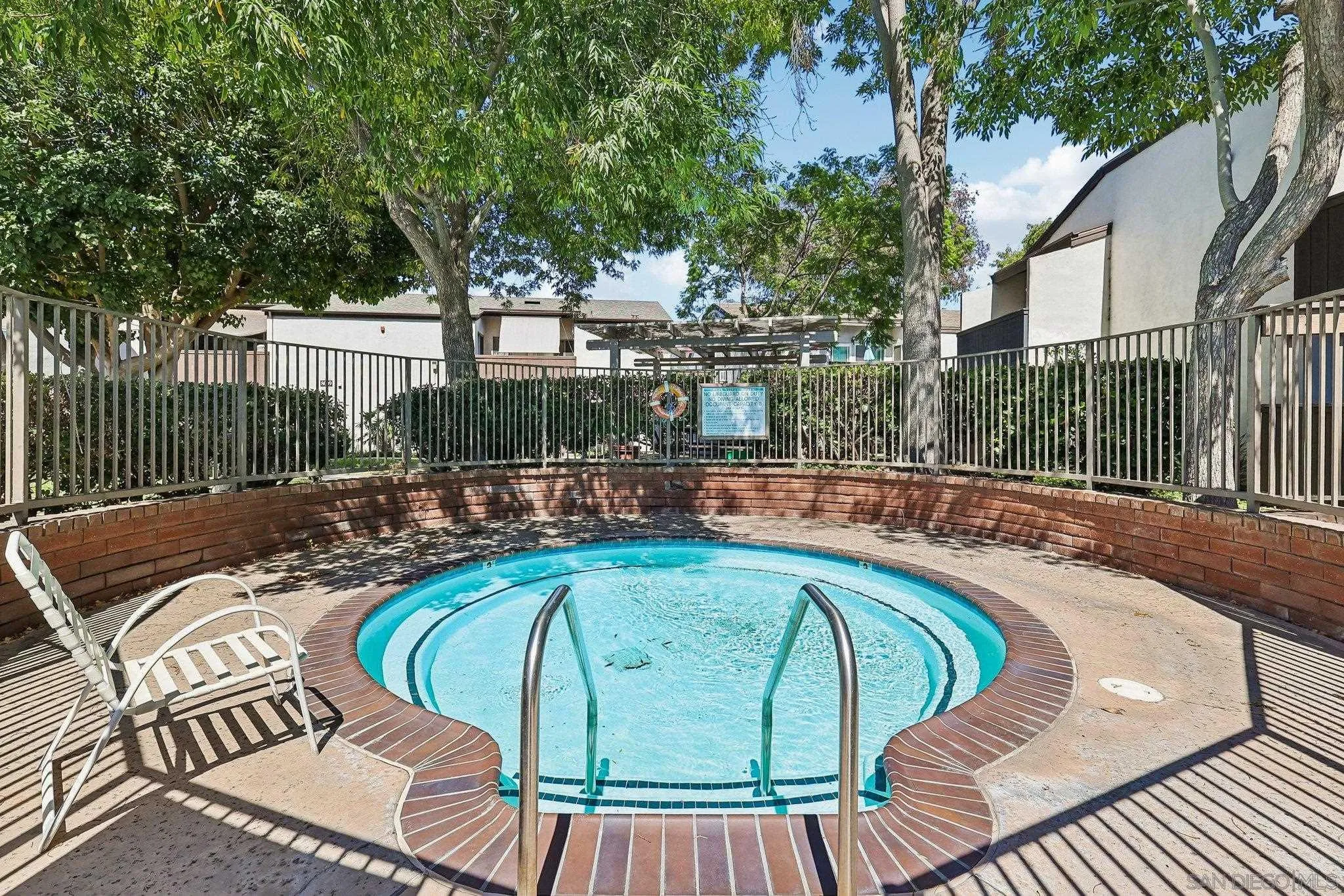 https://cdn.realtyfeed.com/cdn/127/260015236/b6f7b950d5b8322ccf9bdd50ca3089de.webp