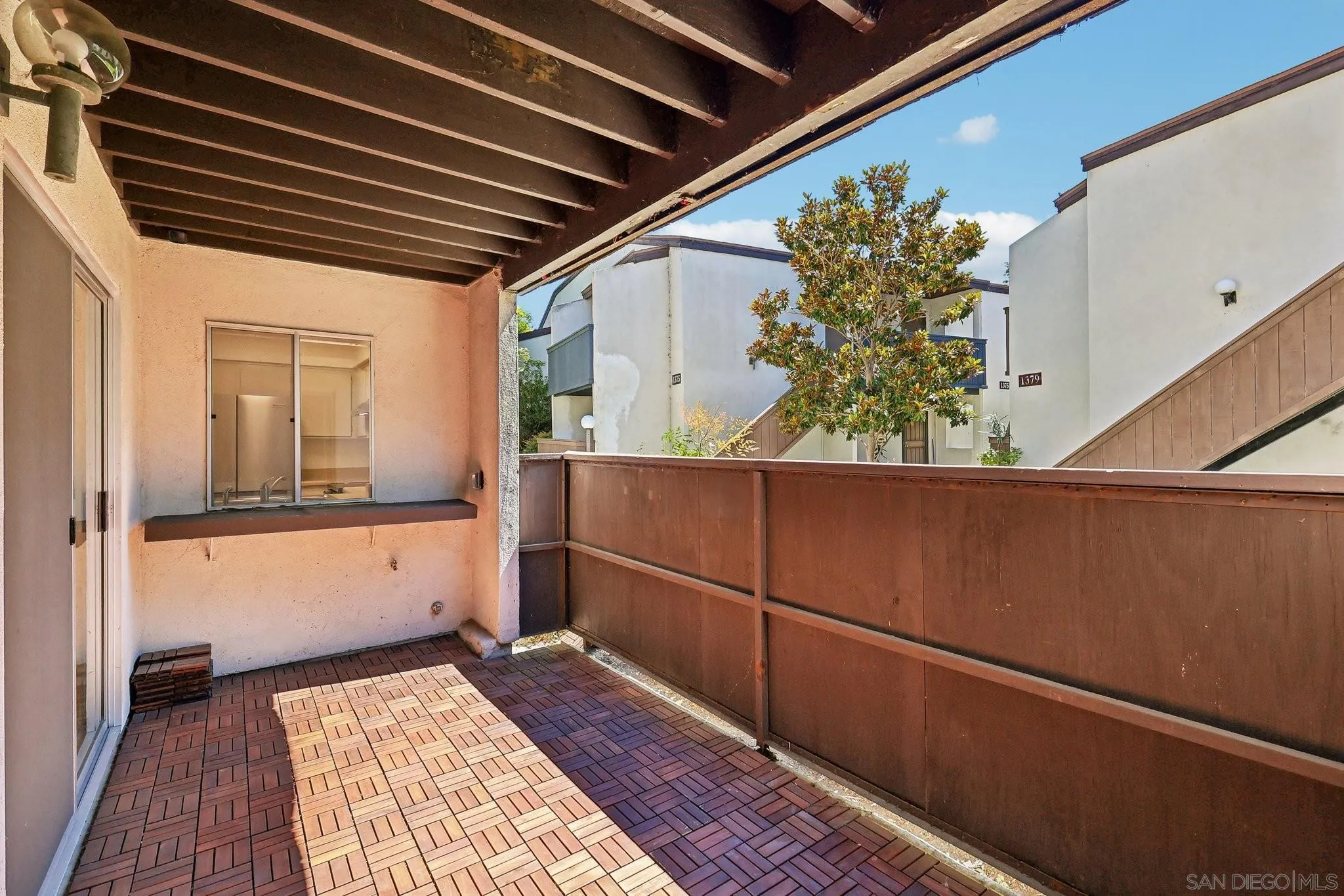 https://cdn.realtyfeed.com/cdn/127/260015236/ca32c4eef7ea37b441fa4a206bd782aa.webp