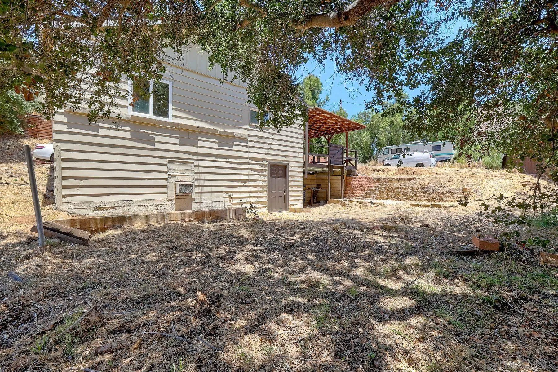 https://cdn.realtyfeed.com/cdn/127/260015237/903f02a1b6f626b124e54ba4304b6972.webp