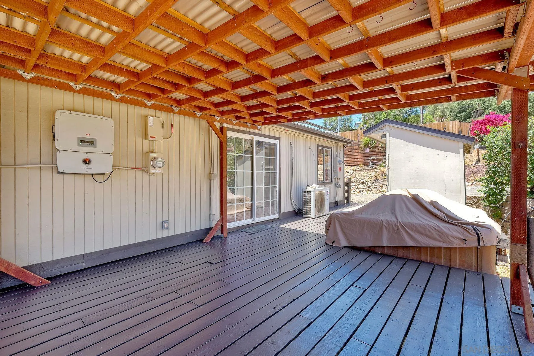 https://cdn.realtyfeed.com/cdn/127/260015237/904d55f69bb882f18c97b116cb6a973e.webp