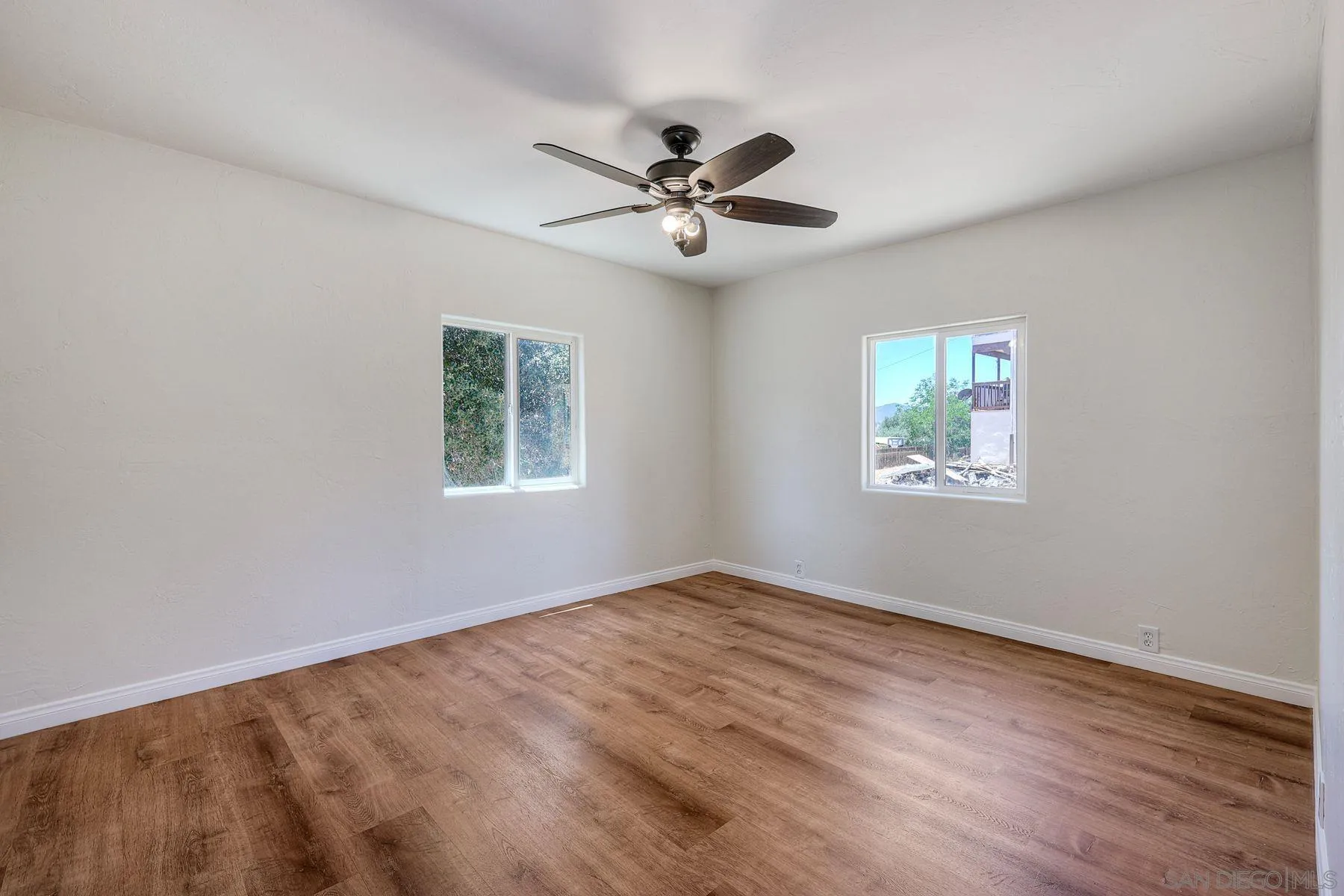 https://cdn.realtyfeed.com/cdn/127/260015237/fba8c48029f78b6de84312eb9e76ab36.webp