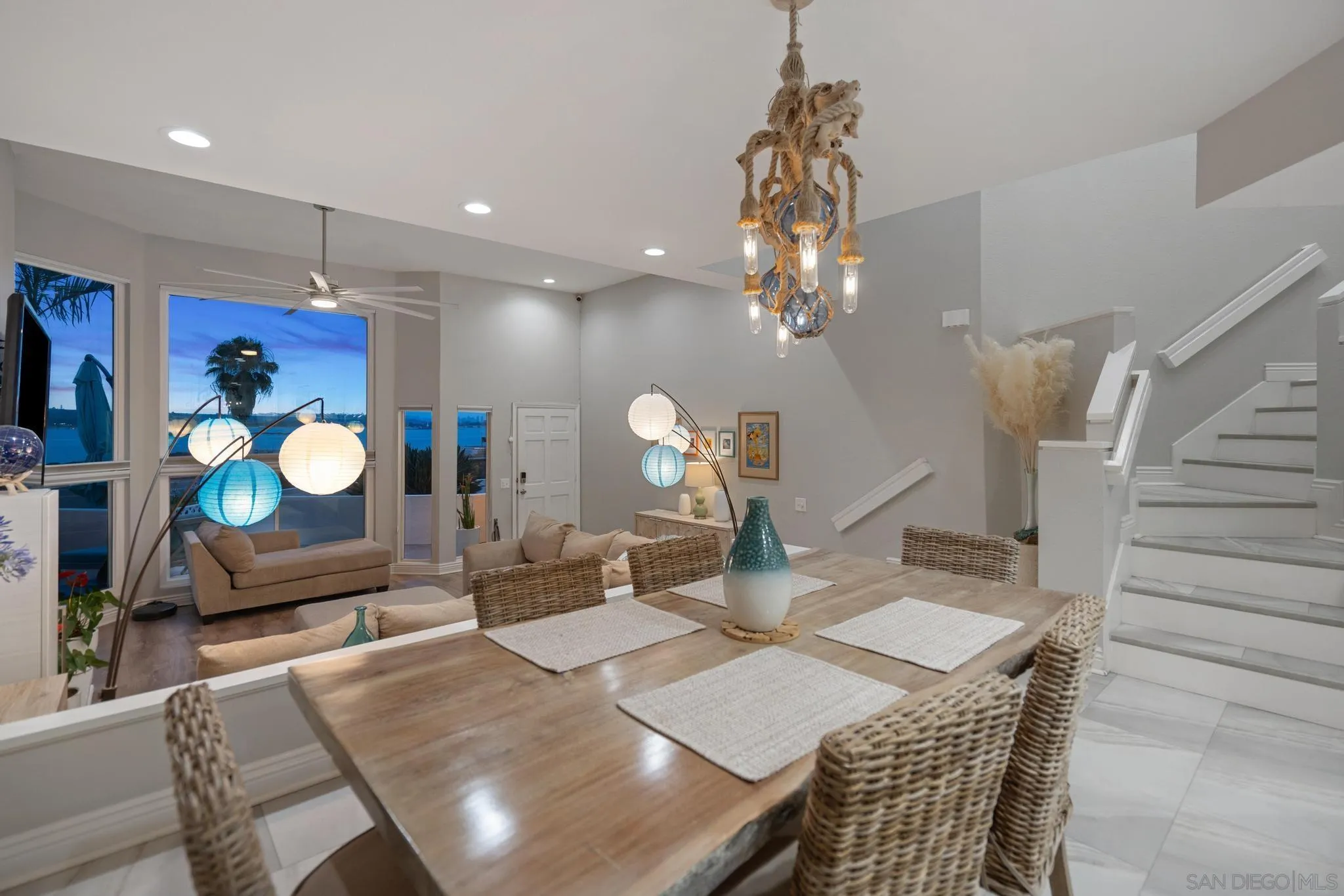 https://cdn.realtyfeed.com/cdn/127/260015240/0d54811eb0774cd548e4e0de09cbaaae.webp