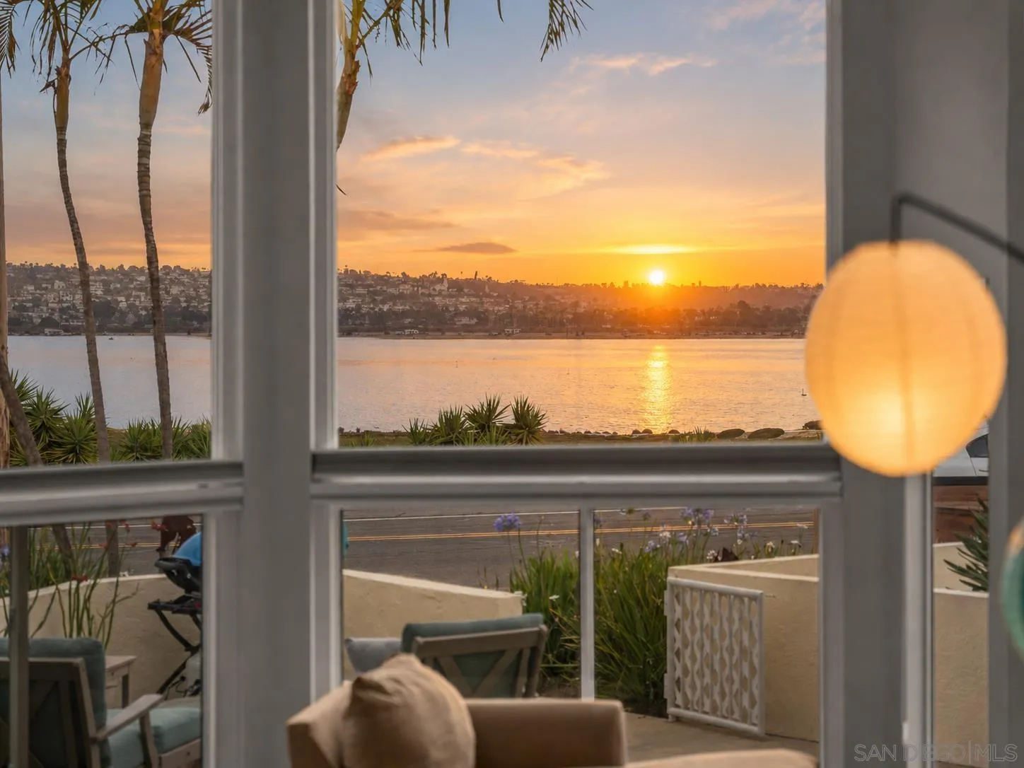 https://cdn.realtyfeed.com/cdn/127/260015240/80ba4b13fd309fdd28a3dfee13f292d6.webp