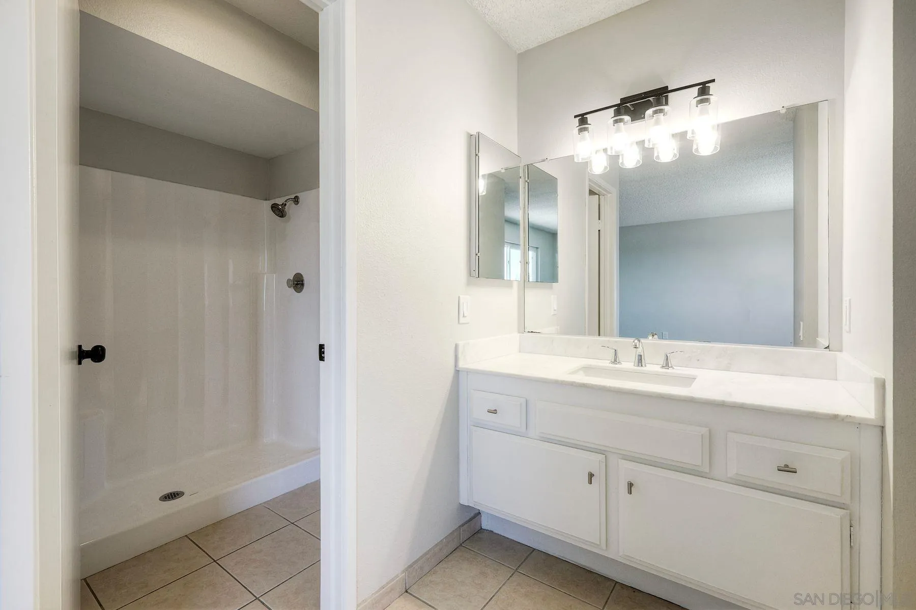 https://cdn.realtyfeed.com/cdn/127/260015241/0ff6246525ee76e328e7c67bedb9ec18.webp