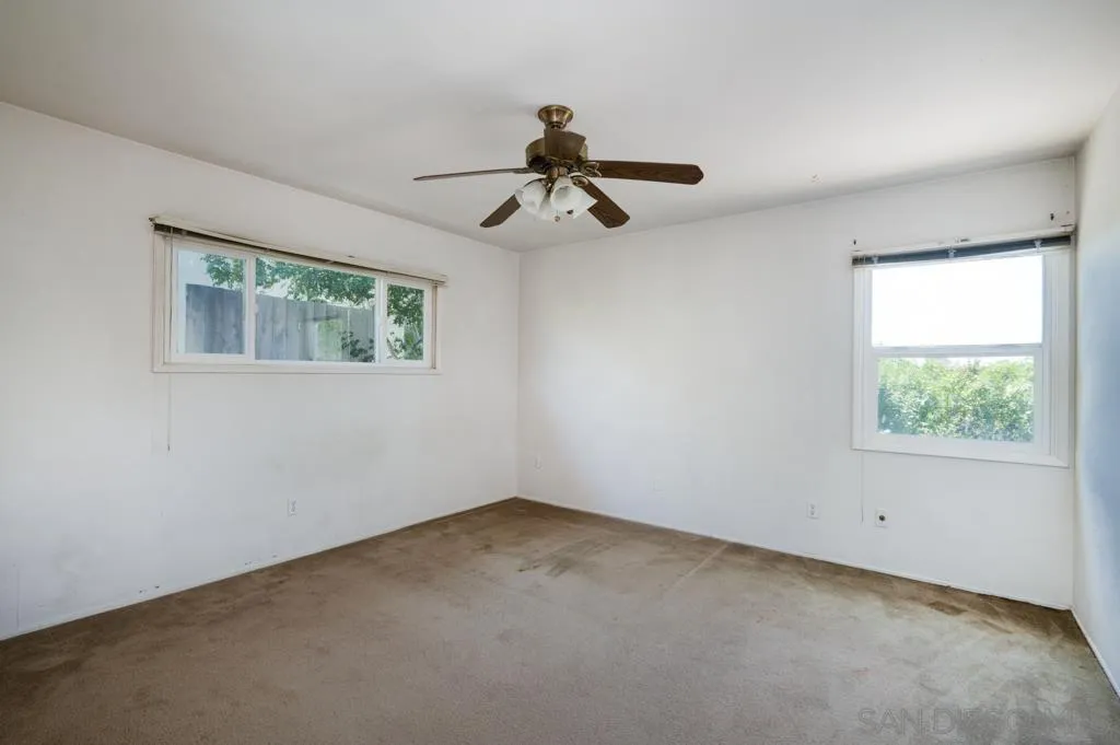 https://cdn.realtyfeed.com/cdn/127/260015244/1edd48387daa1343c8da926275524207.webp