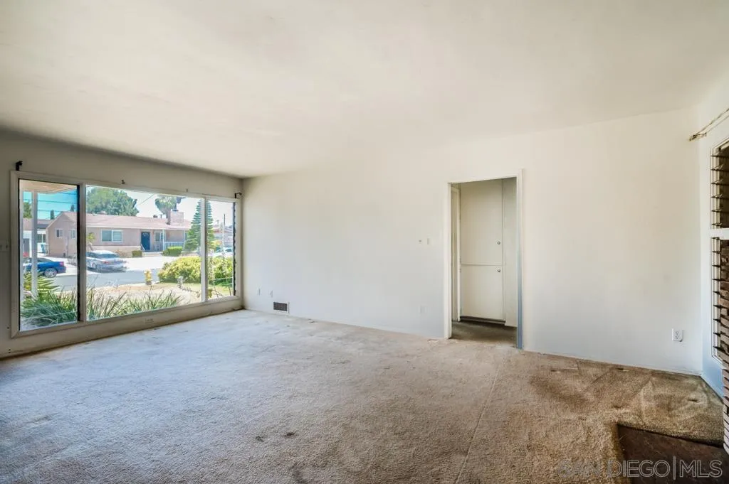 5639 Dorothy Way, San Diego, CA 92115 - Photo 5 of 24, San Diego, CA