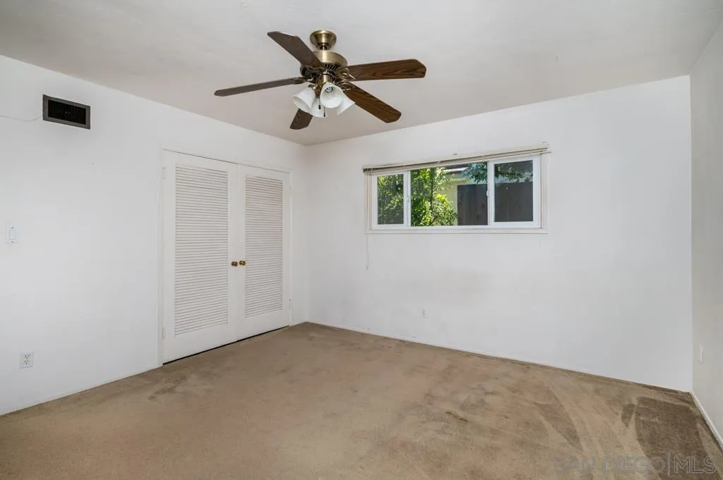 https://cdn.realtyfeed.com/cdn/127/260015244/c7d2ff06a87abaa36ea3990cef966e6e.webp