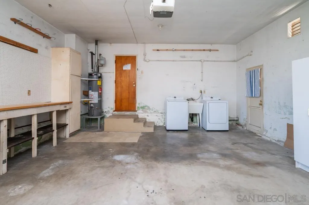 https://cdn.realtyfeed.com/cdn/127/260015244/f5fed2fb016510dea9289854f4b740a9.webp