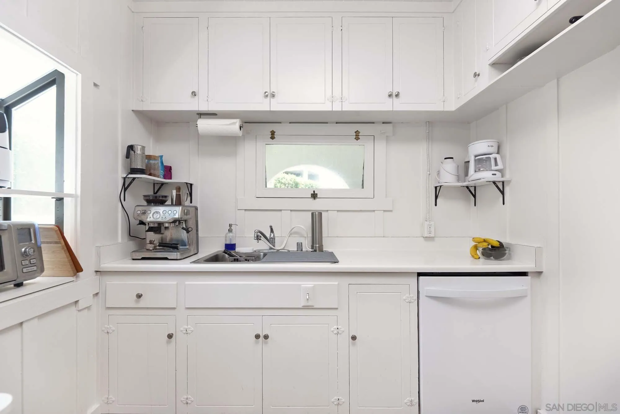https://cdn.realtyfeed.com/cdn/127/260015245/608332760fd7d3c3015ee4601436d9cb.webp