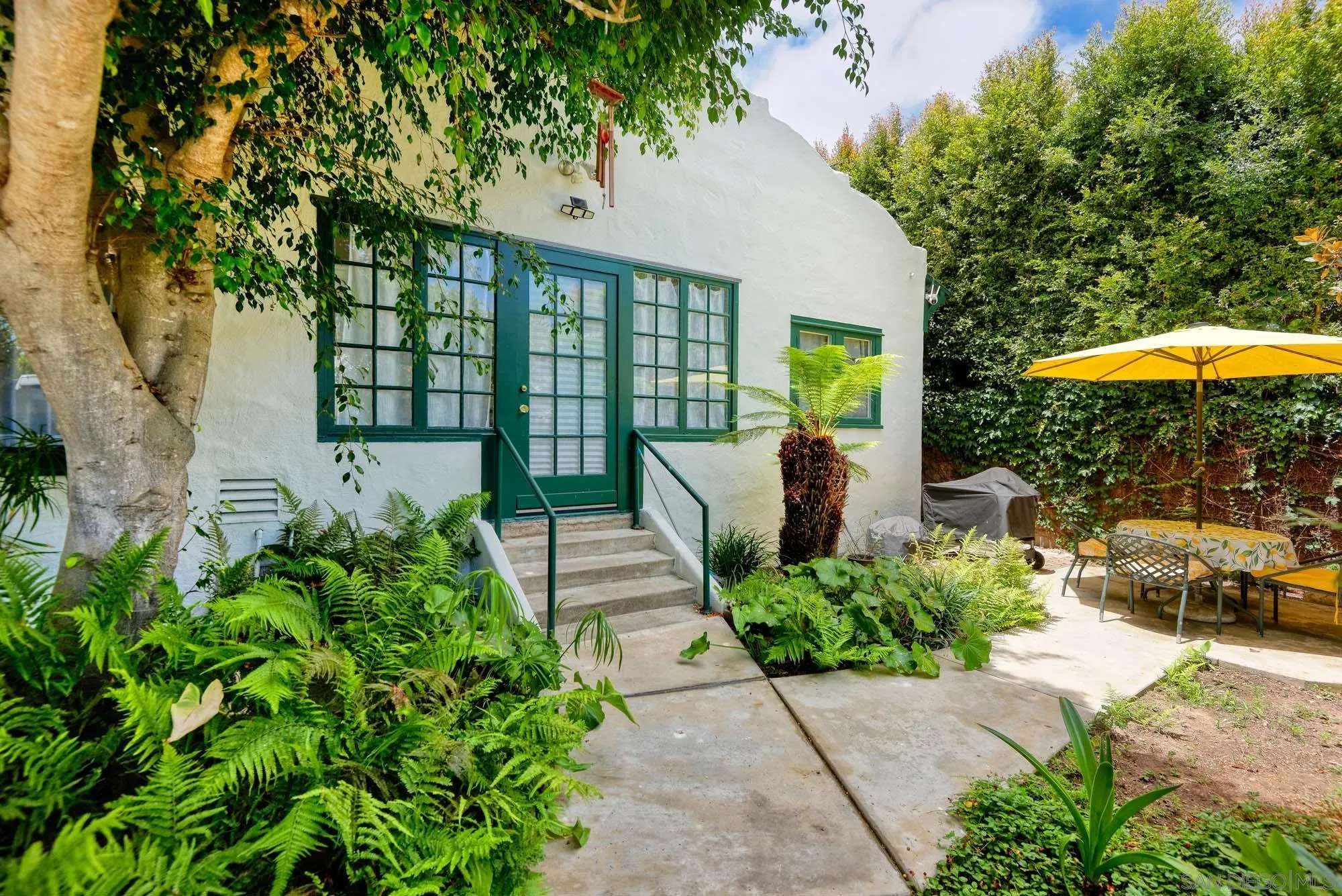 https://cdn.realtyfeed.com/cdn/127/260015245/6e0b7a0587474ac0c62e9ae0f194f6a7.webp