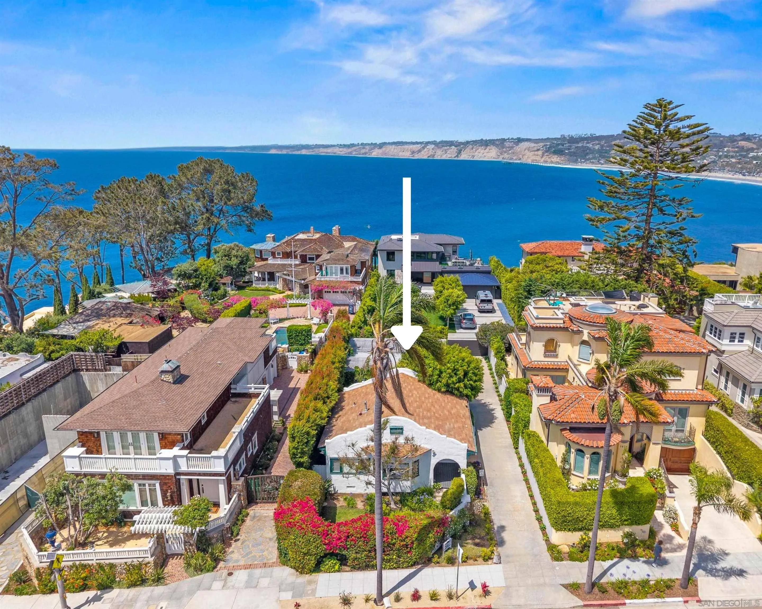 7979 Prospect Pl, La Jolla, CA 92037 - Main photo, La Jolla, CA