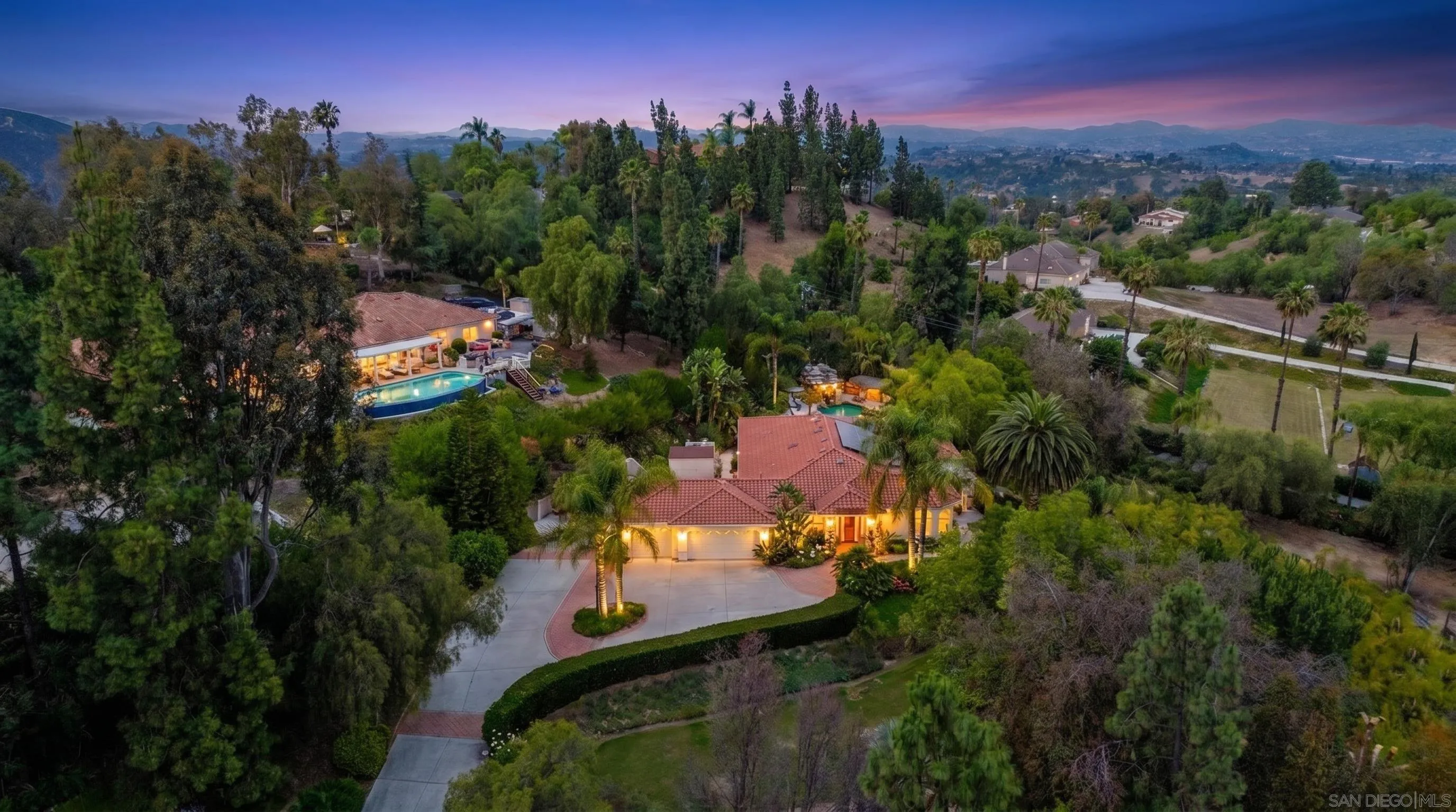 3537 Rosa Way, Fallbrook, CA 92028 - Main photo, Fallbrook, CA