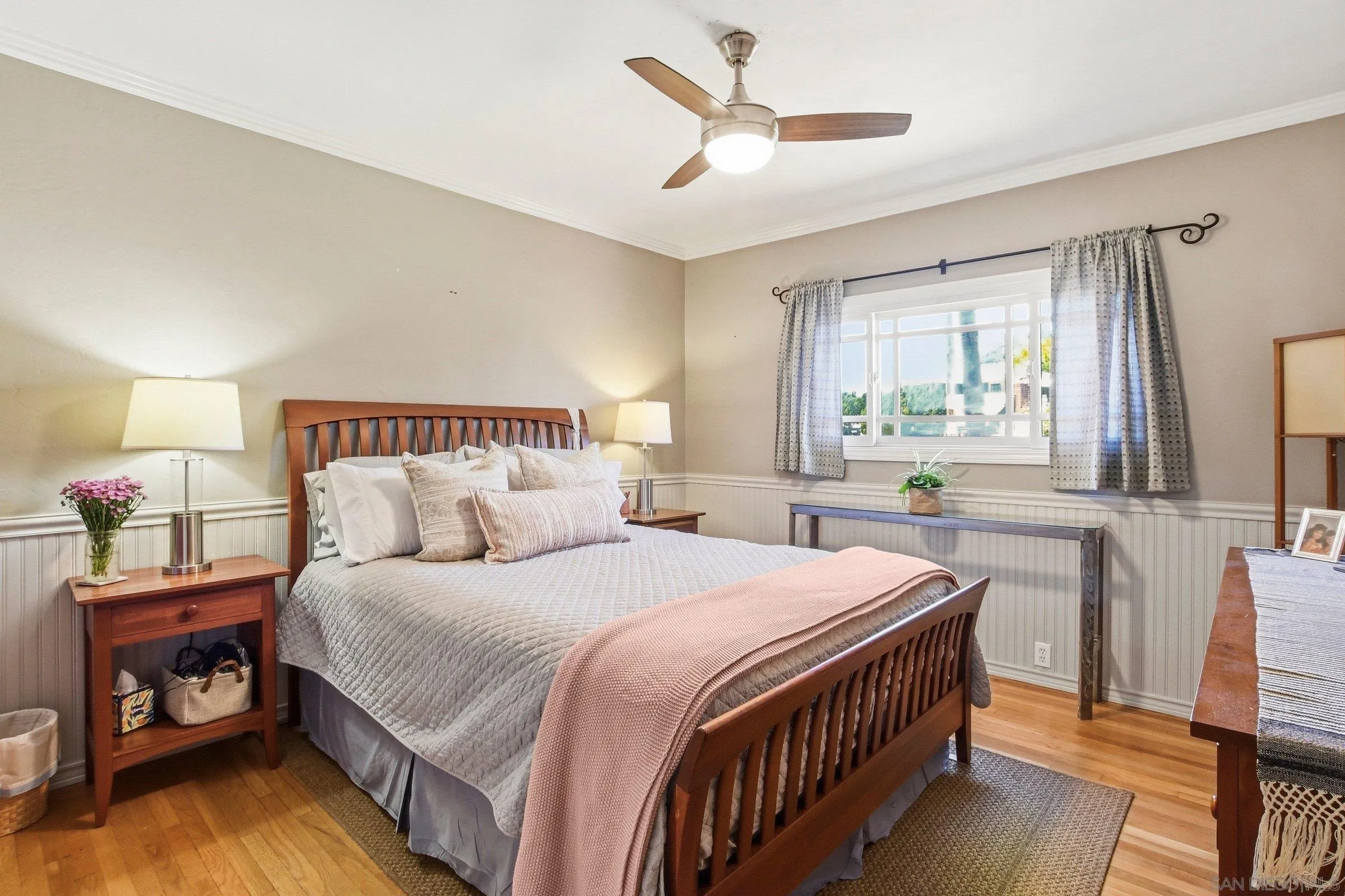 https://cdn.realtyfeed.com/cdn/127/260015250/90a98efe10577fa94fe23603e908aea3.webp