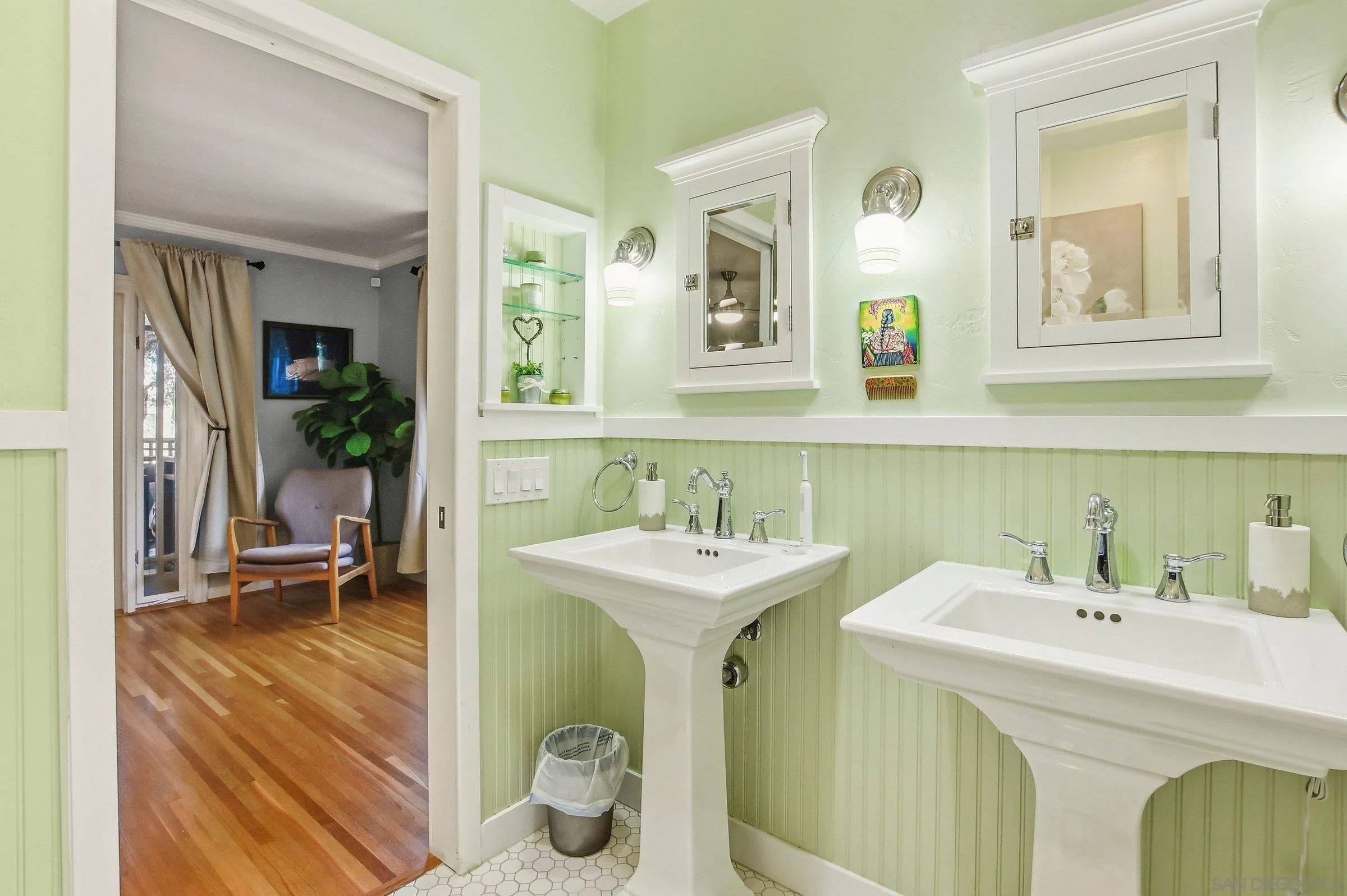 https://cdn.realtyfeed.com/cdn/127/260015250/e56cf5e01fea52201c1b5e77462a3254.webp