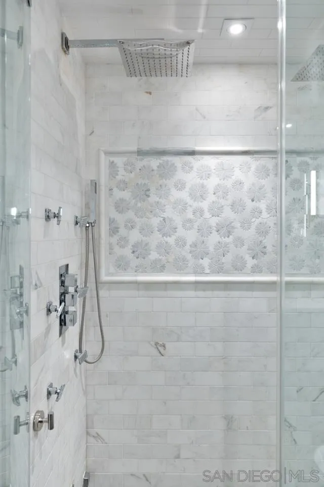 Photo #38: 260015254 Listing: Photo #38