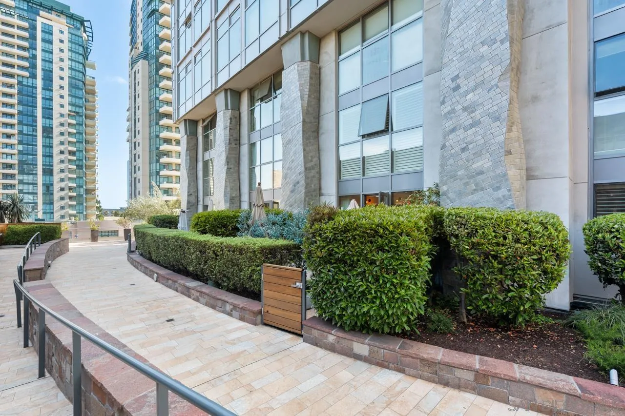Photo #57: 260015254 Listing: Photo #57
