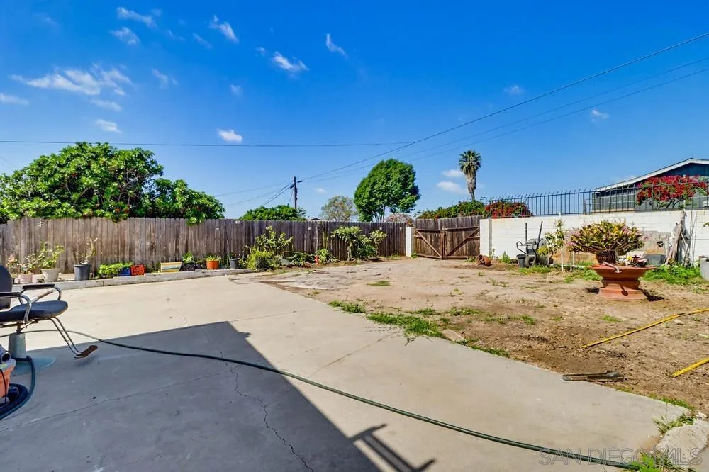 https://cdn.realtyfeed.com/cdn/127/260015257/62c6aabcb470e2f6baedbf5a37b7dd0e.webp