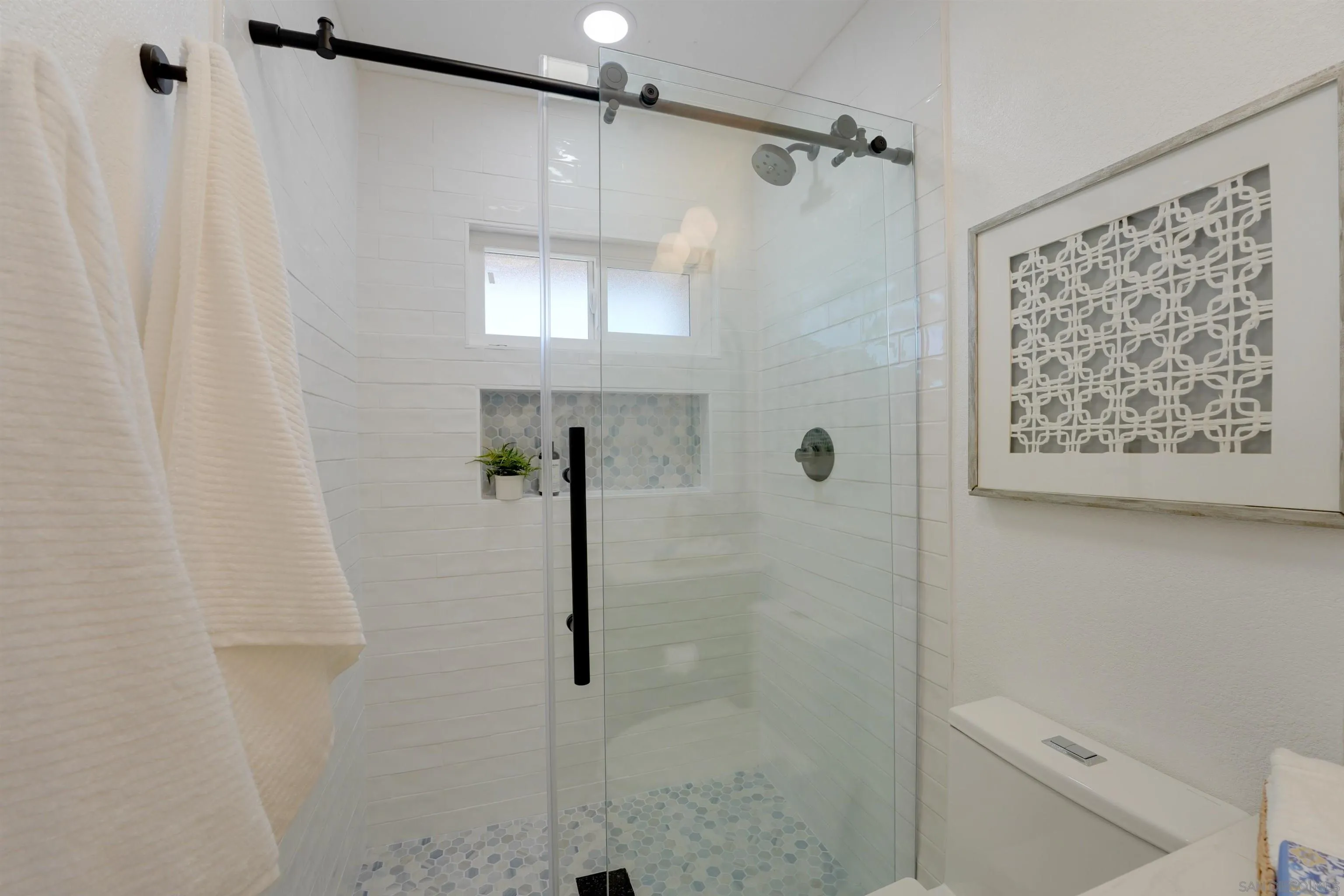 Photo #28: 260015259 Listing: Photo #28