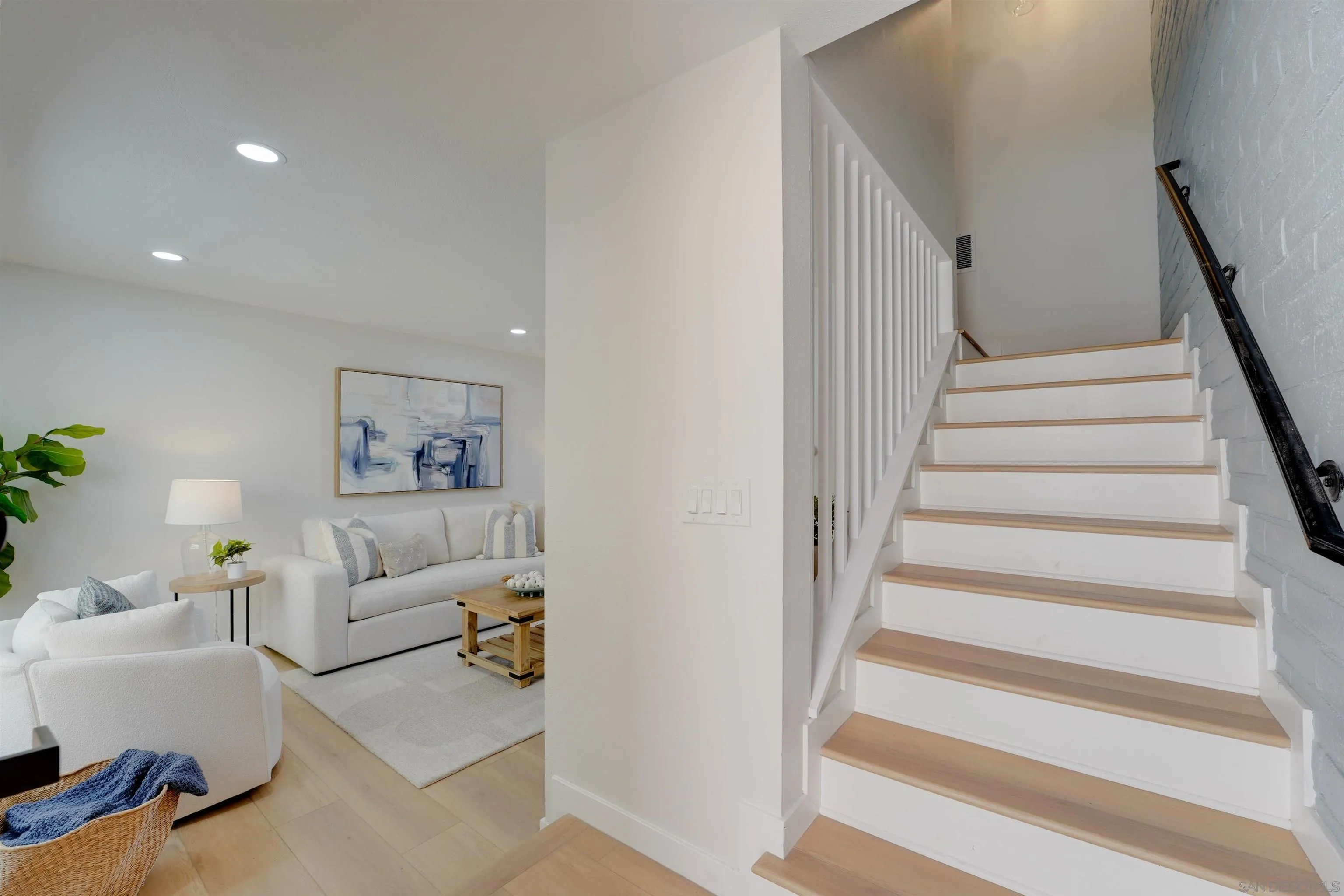 Photo #6: 260015259 Listing: Photo #6
