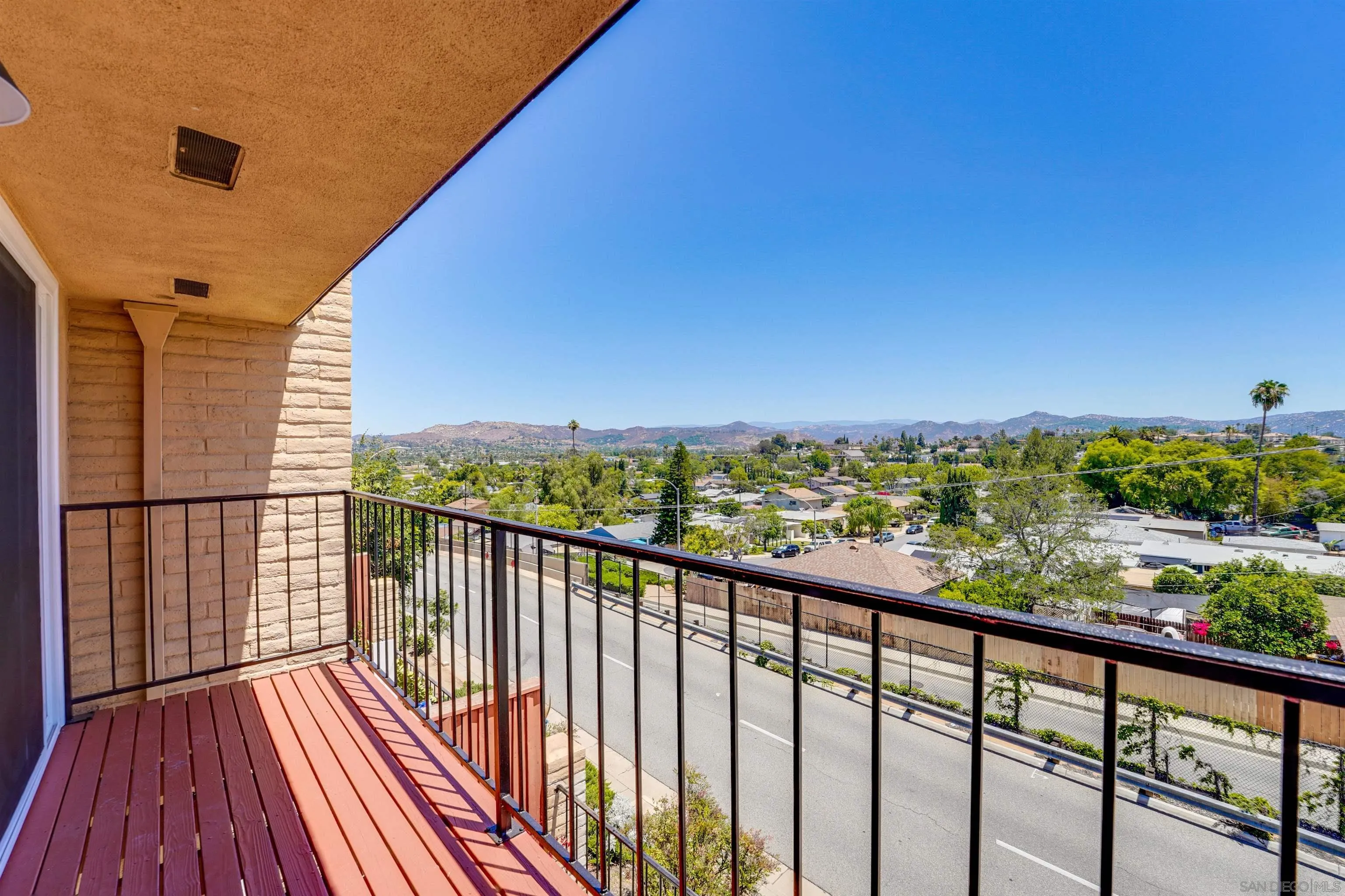 Photo #32: 260015259 Listing: Photo #32