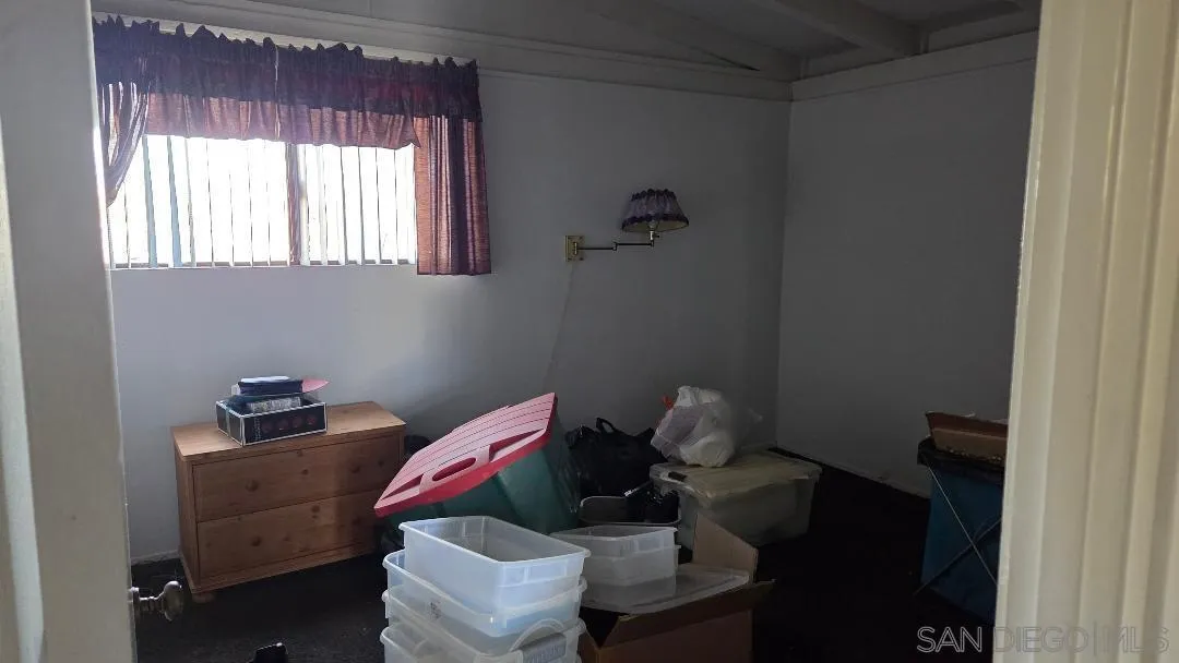 https://cdn.realtyfeed.com/cdn/127/260015260/2f32deb5ef09c0ccfce1eba1f3ef6620.webp