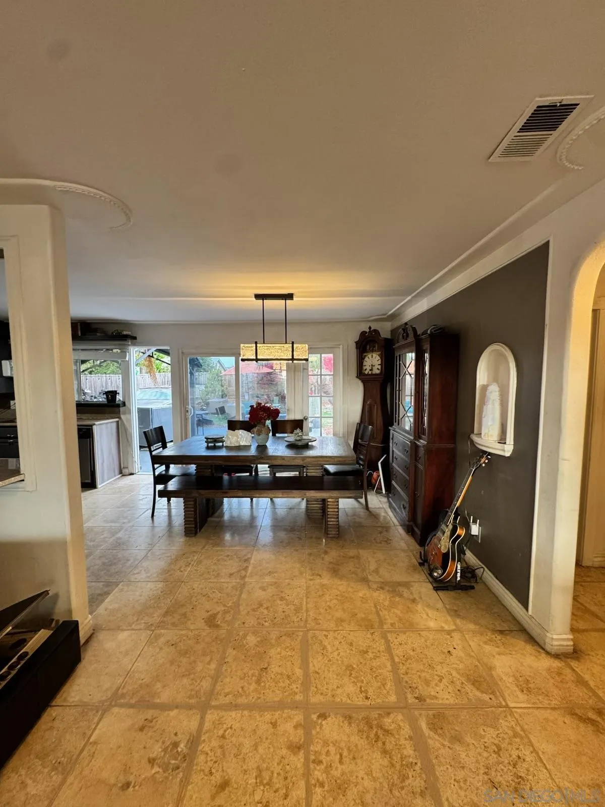 https://cdn.realtyfeed.com/cdn/127/260015265/bac278540d740e3a1516eb1c7d55e2aa.webp