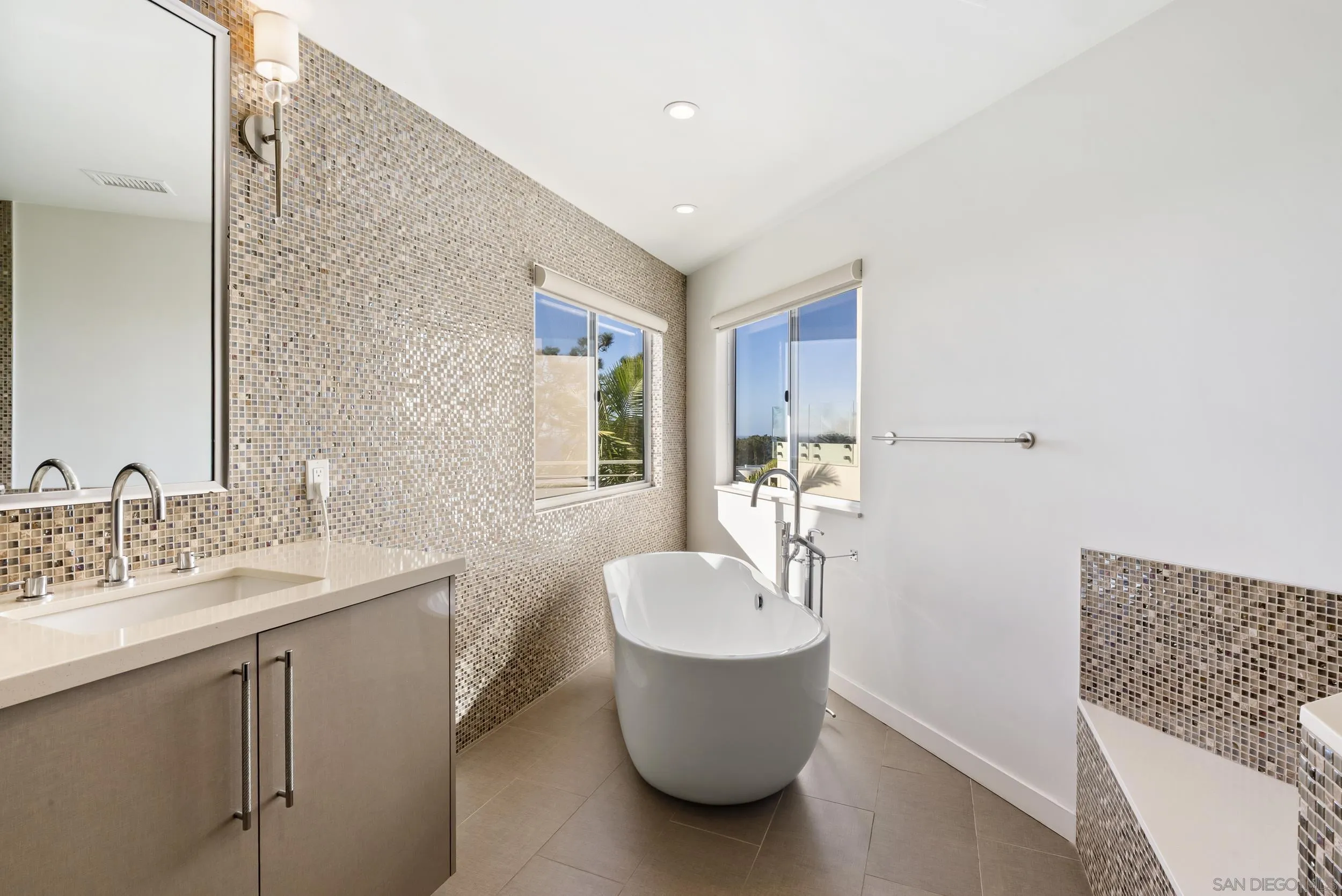 https://cdn.realtyfeed.com/cdn/127/260015268/031e0851959692ac74968f835d9bf1e3.webp
