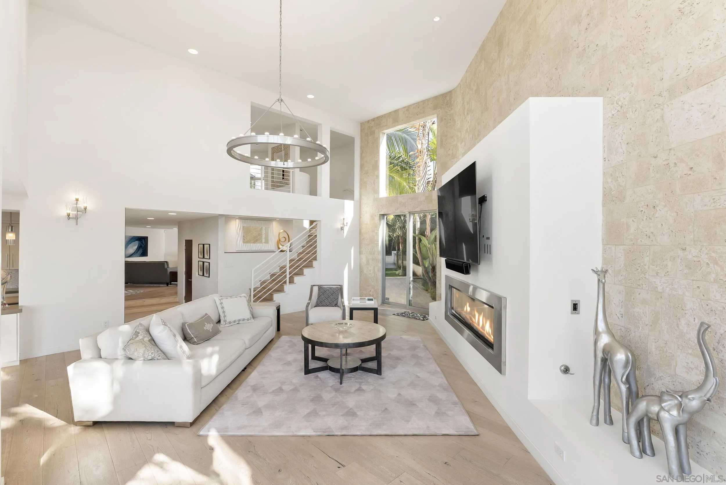 https://cdn.realtyfeed.com/cdn/127/260015268/4791889d3f208c349e3b4a3edca7a58e.webp
