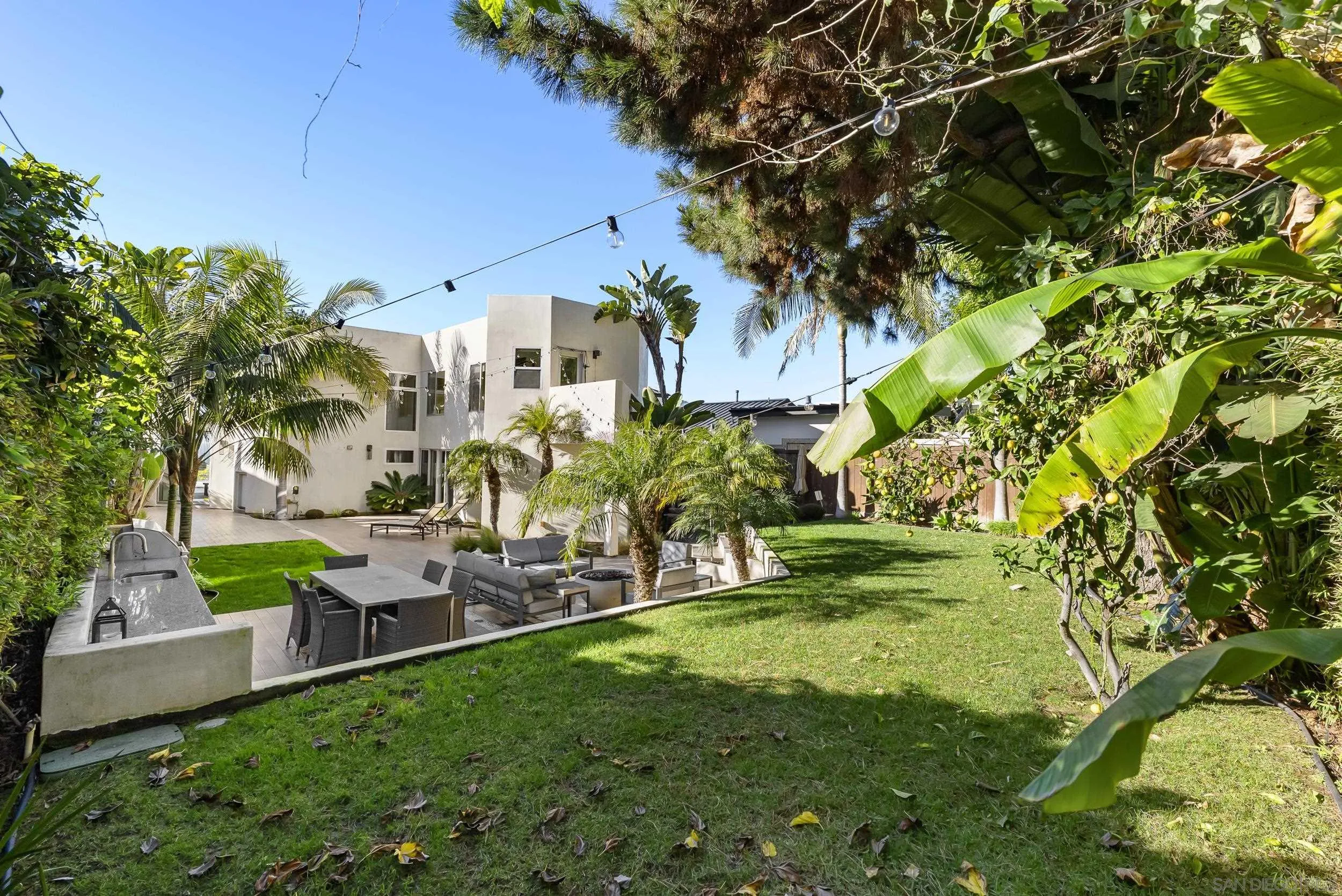 https://cdn.realtyfeed.com/cdn/127/260015268/a27b8899c3ed5763d3f7eb2e80fde324.webp