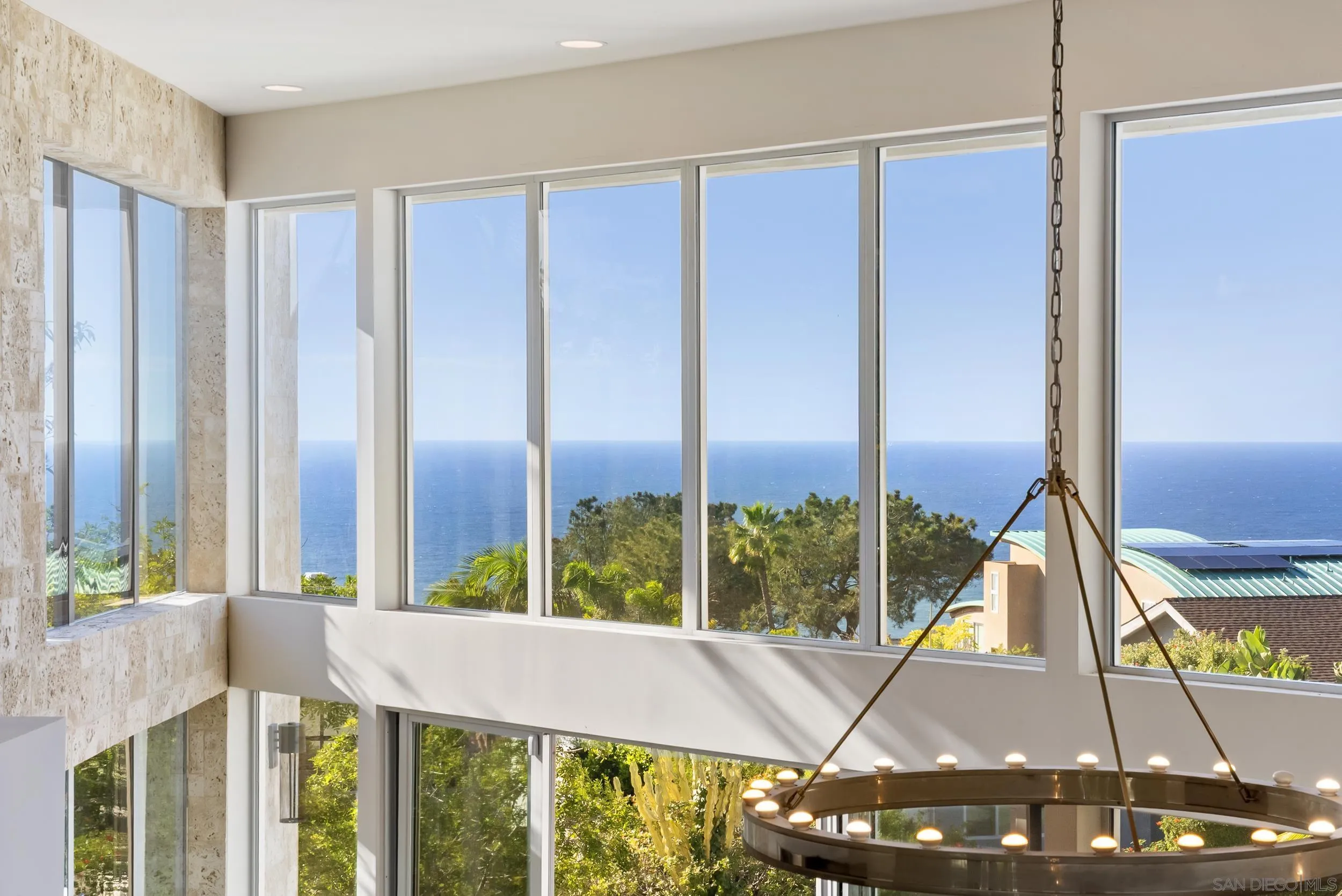 https://cdn.realtyfeed.com/cdn/127/260015268/bbb6102c12c5e793ffda37da7f2e2c40.webp